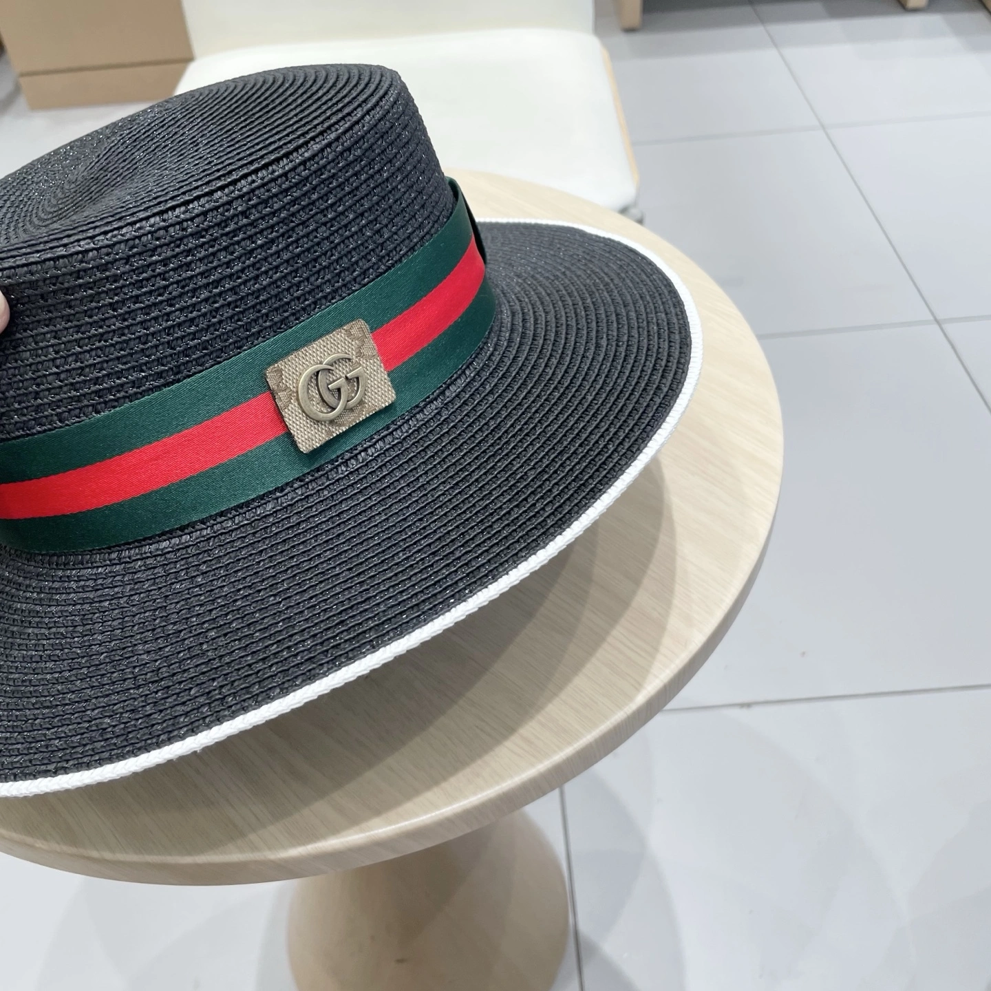 GoAnywhere G*ucci Hats Top XX250413- 17291