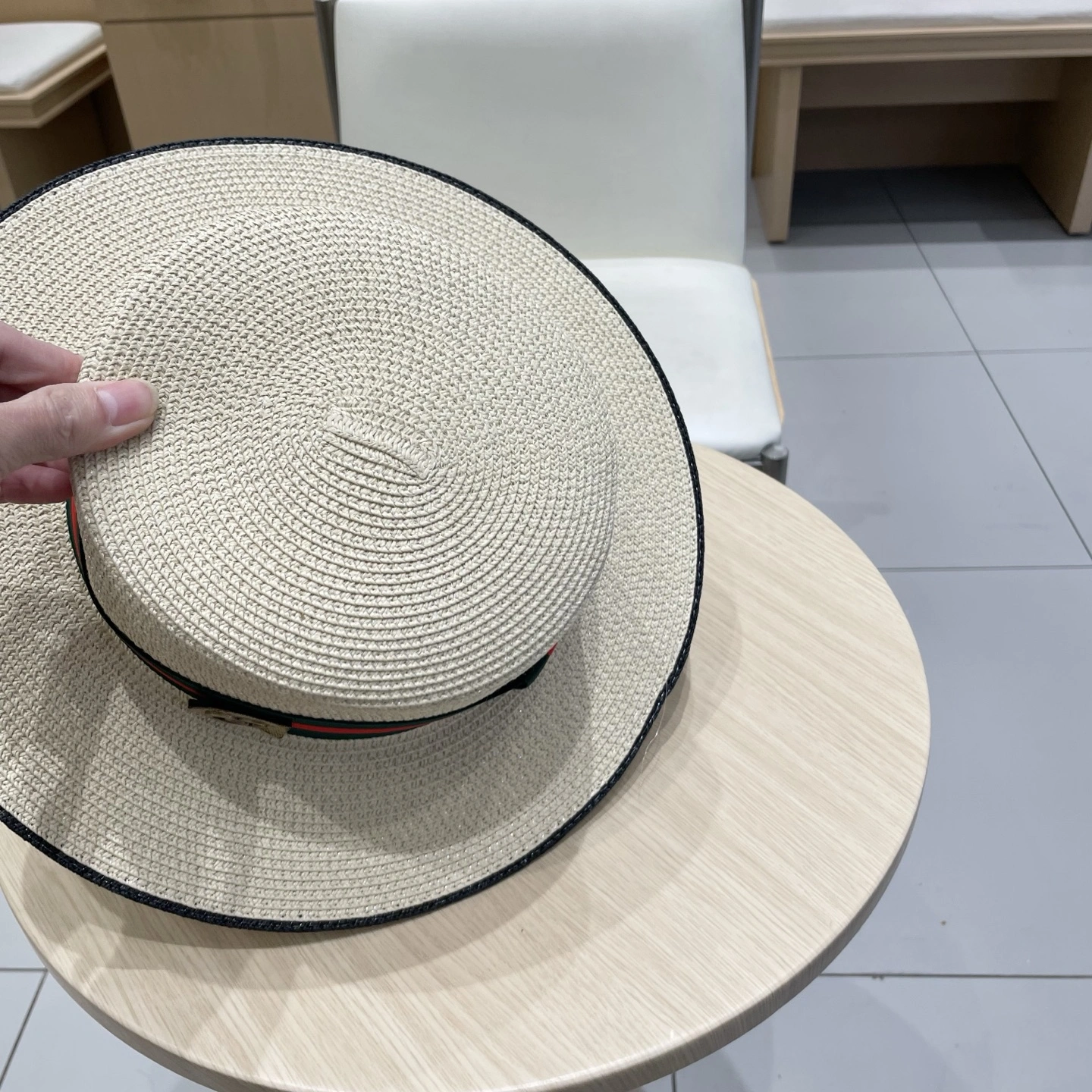 GoAnywhere G*ucci Hats Top XX250413- 17291