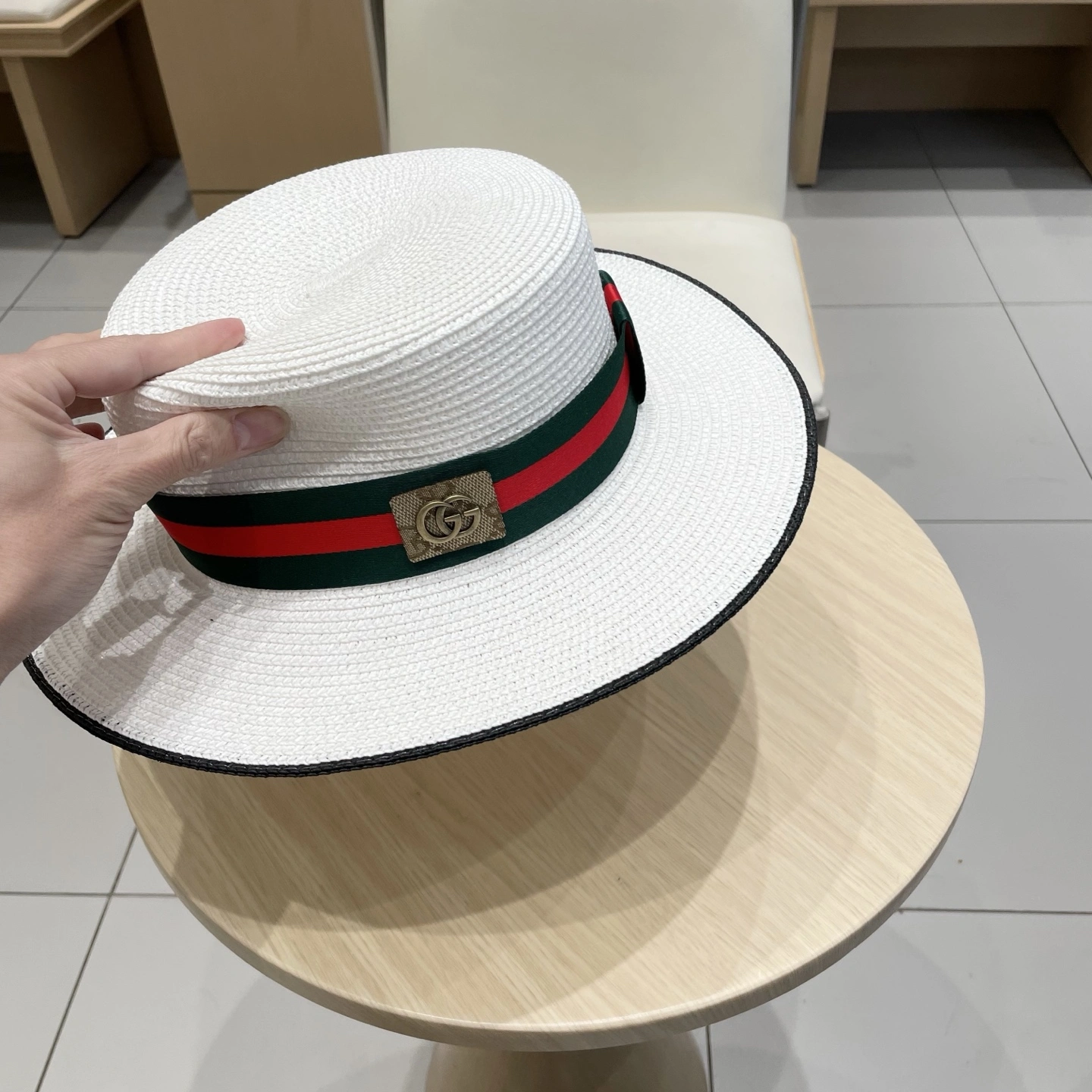 GoAnywhere G*ucci Hats Top XX250413- 17291