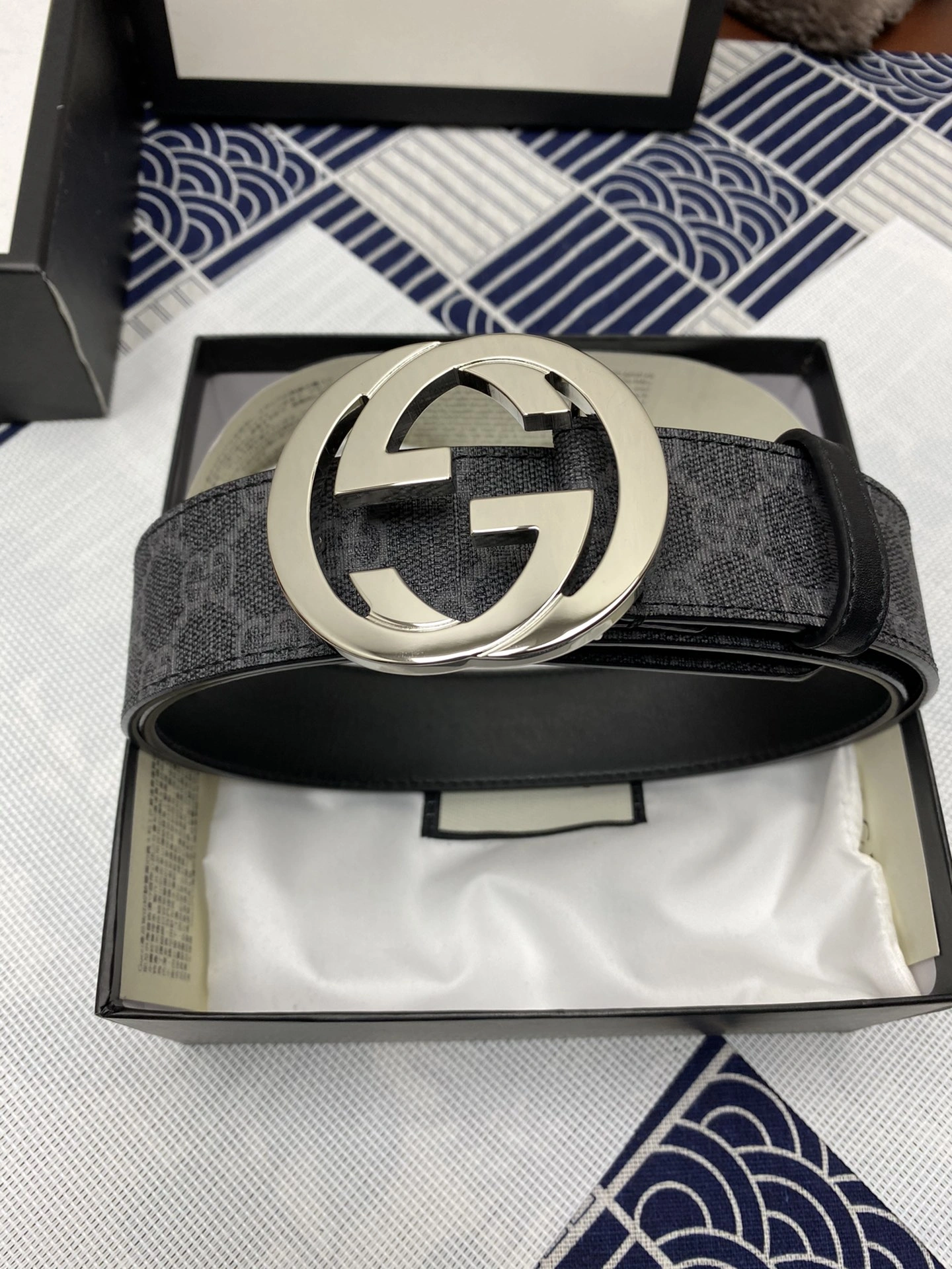 RelaxedFit G*ucci Top Belts AT 20230904- 14947