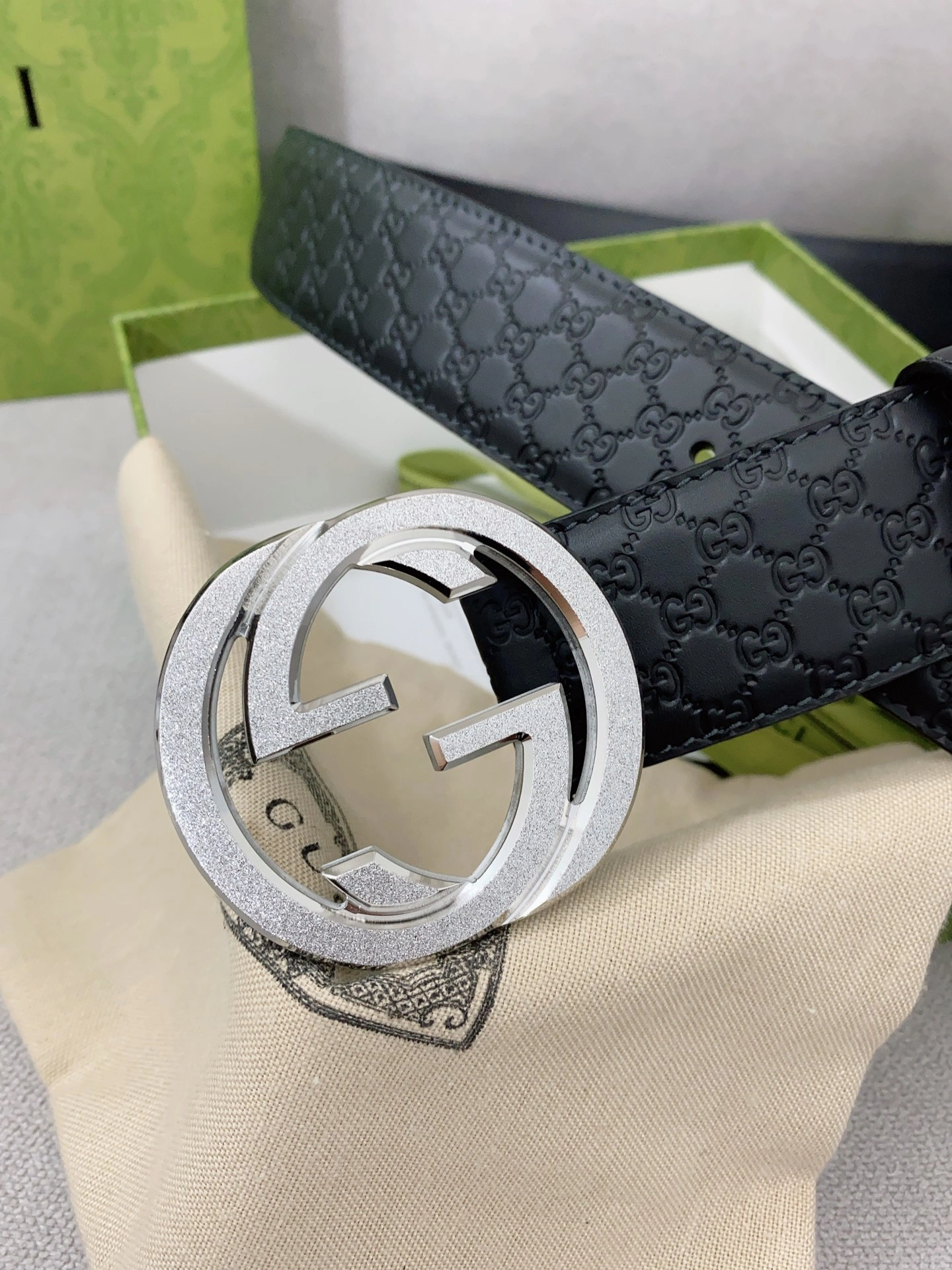 Resilient G*ucci Top Belts AT 20230907- 14874