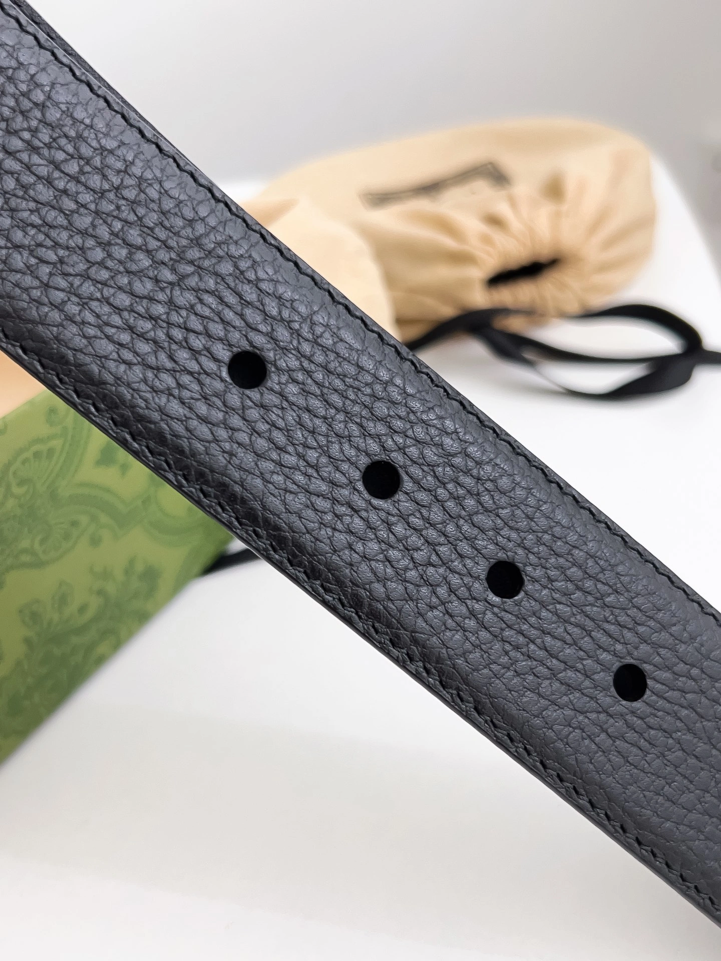 RelaxedFit G*ucci Top Belts AT 20230908- 14831