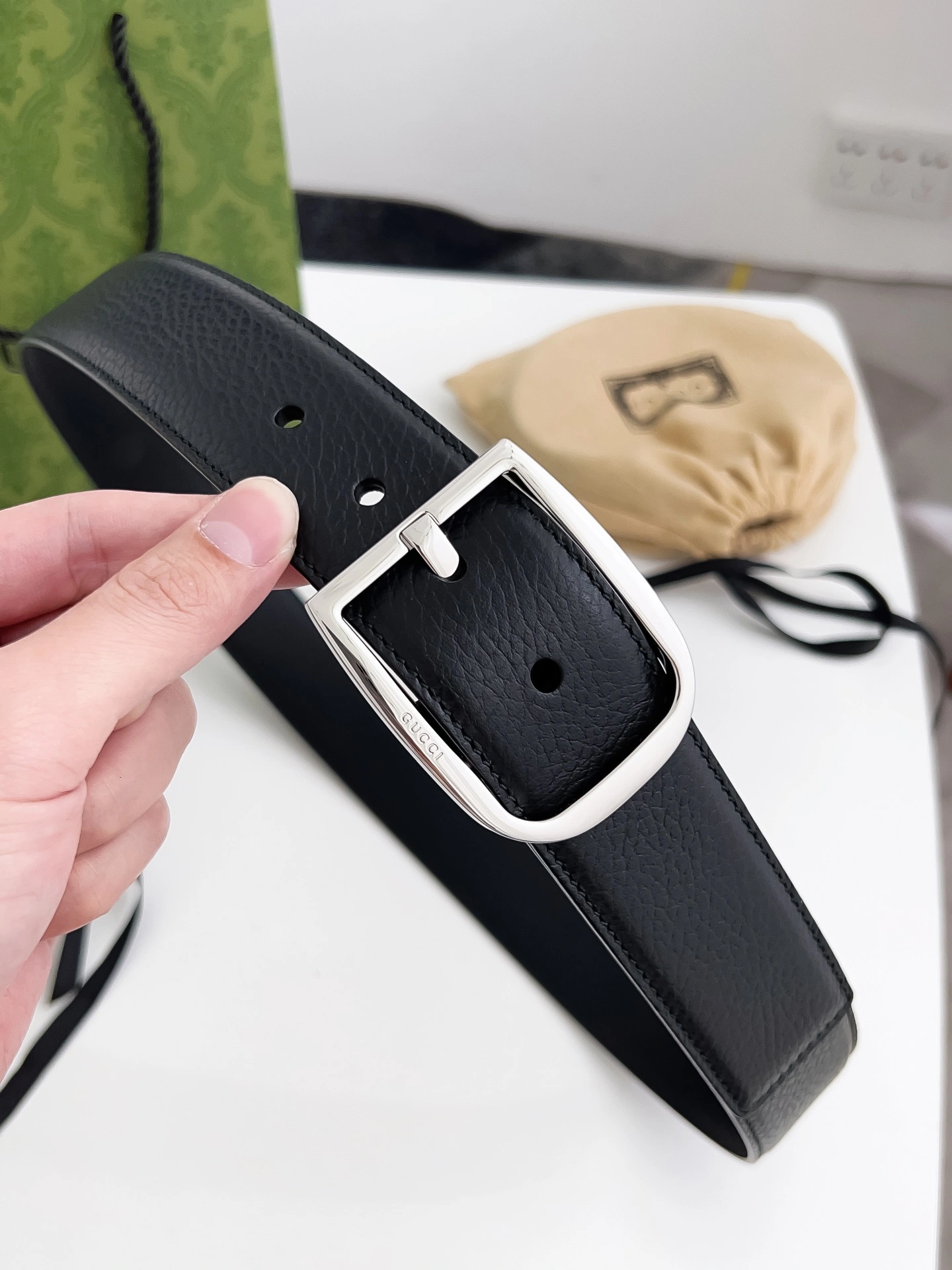 RelaxedFit G*ucci Top Belts AT 20230908- 14831