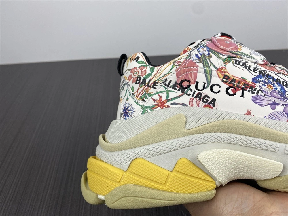 G*ucci x B*alenciaga The Hacker Project Triple S Flora Print 677195UL110 TravelReady 3473