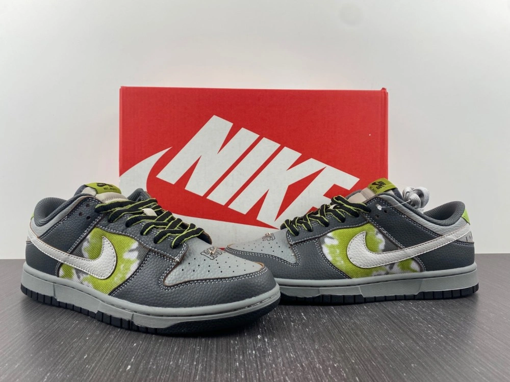 HUF X SB Dunk Low Friends and Family FD8775- NewStyle 327