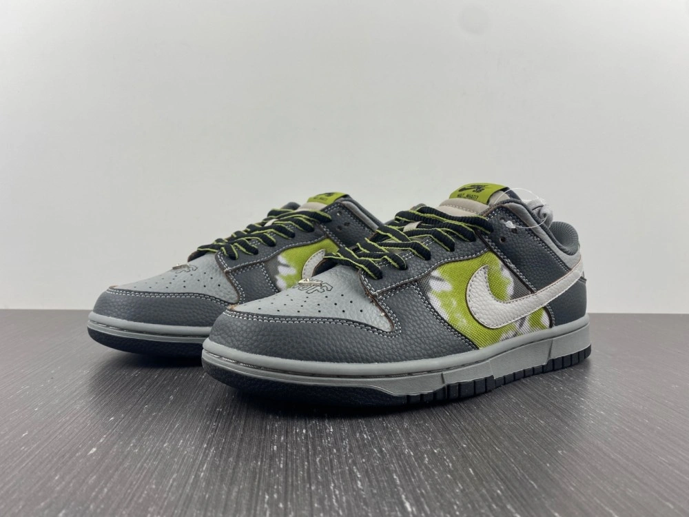 HUF X SB Dunk Low Friends and Family FD8775- NewStyle 327