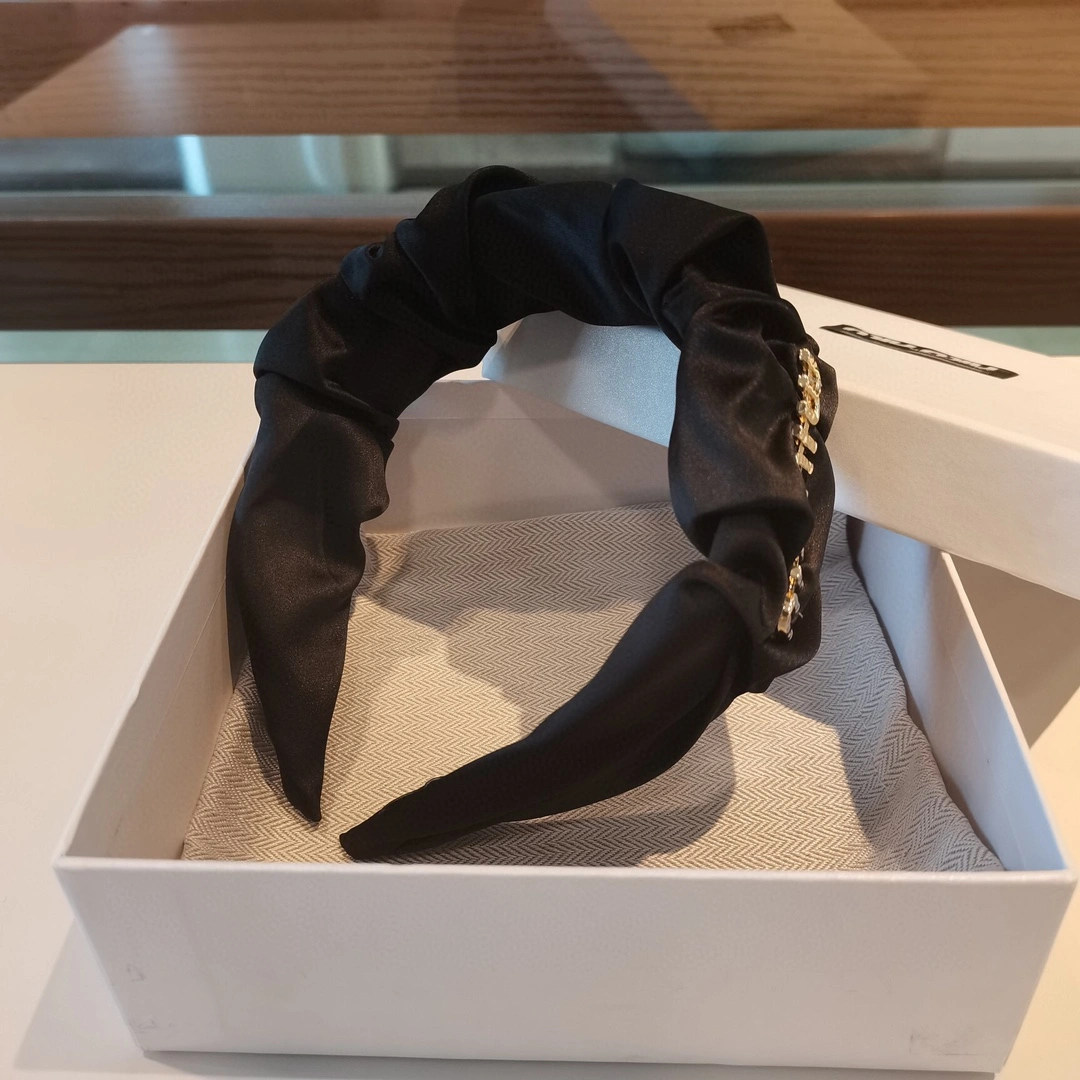 Lightweight Hair Band 18045