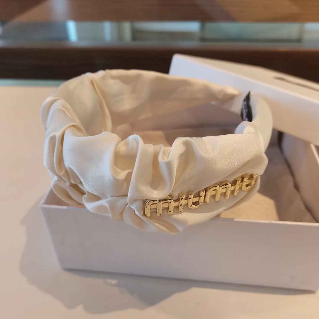 Lightweight Hair Band 18045