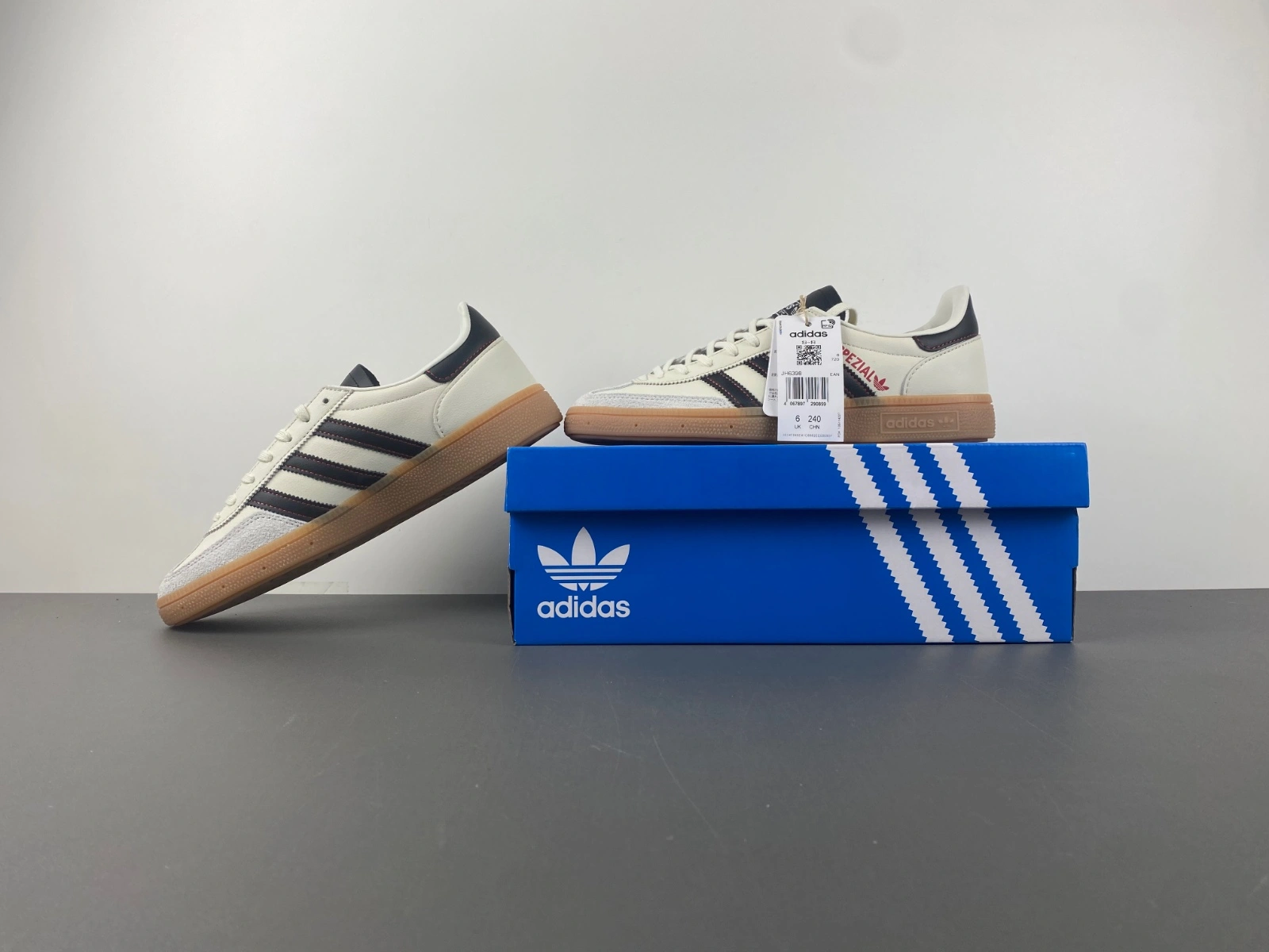 Handball Spezial Off White Core Black Red JH Flexible 2779
