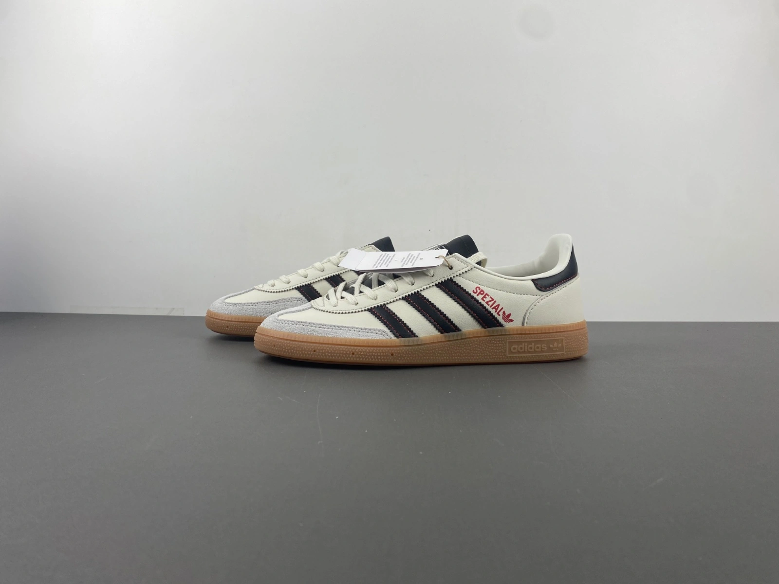 Handball Spezial Off White Core Black Red JH Flexible 2779