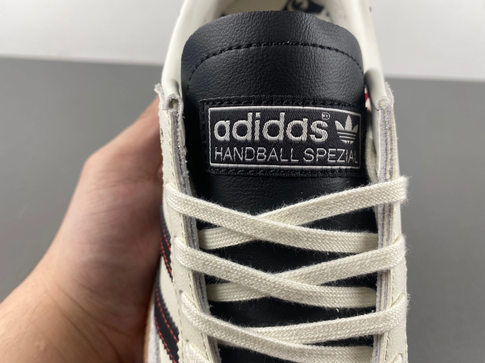 Handball Spezial Off White Core Black Red JH Flexible 2779