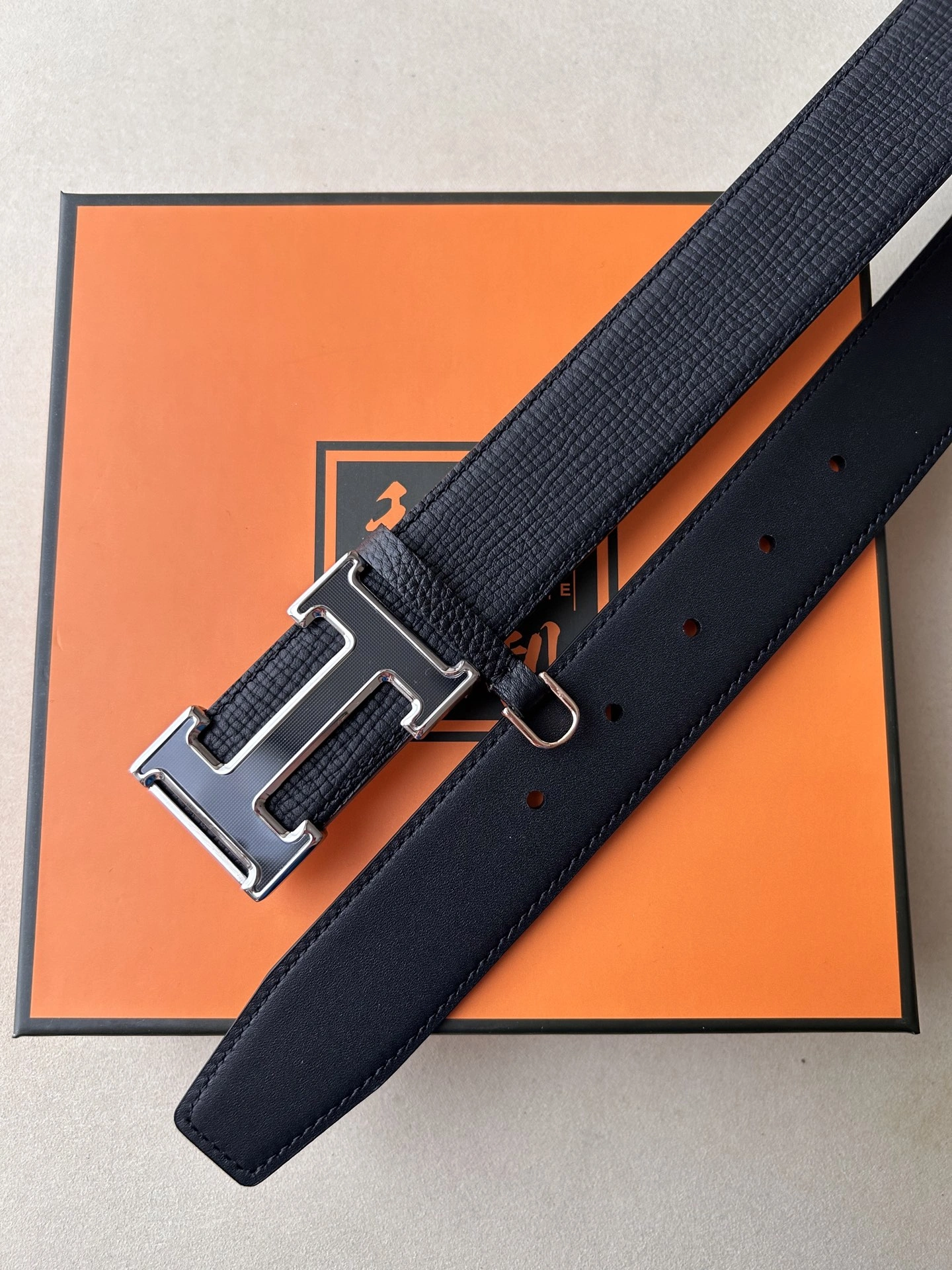 H*ermes Belts XX 20250406- TravelReady 16276
