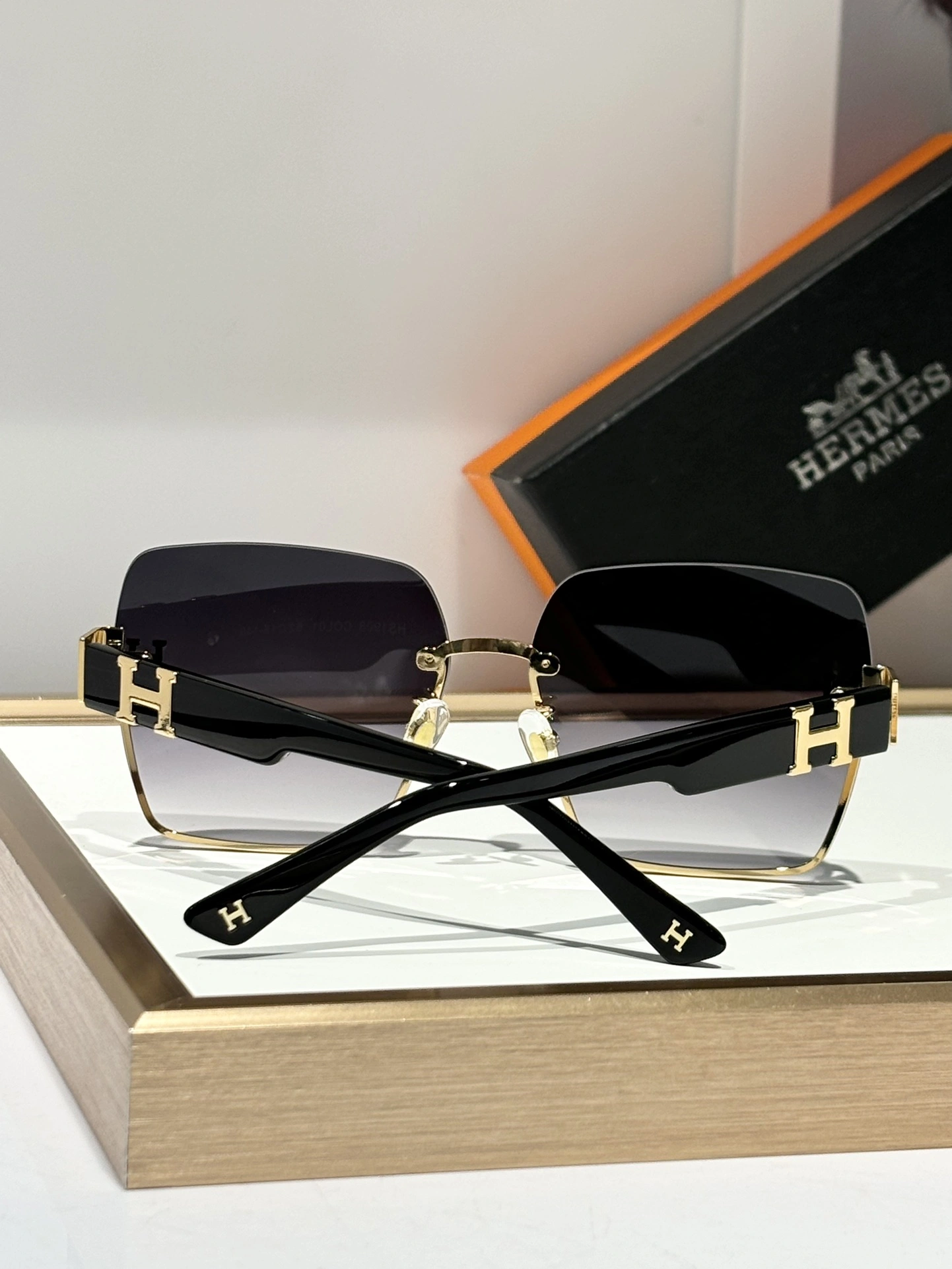 H*ermes Glasses Top XX 20250113- EasyMatch 17189