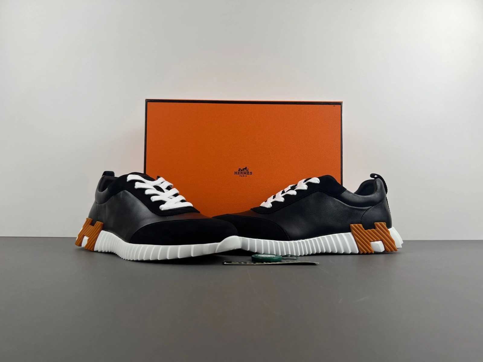 SportInspired H*ermes Top Sneaker Low MK20241010- 6818