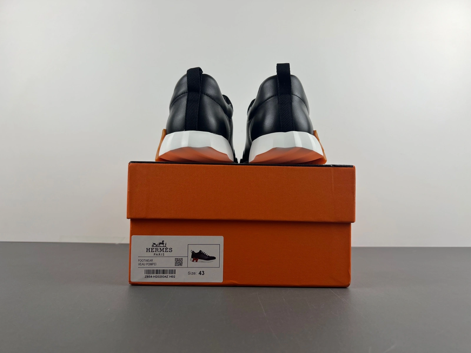 SportInspired H*ermes Top Sneaker Low MK20241010- 6818