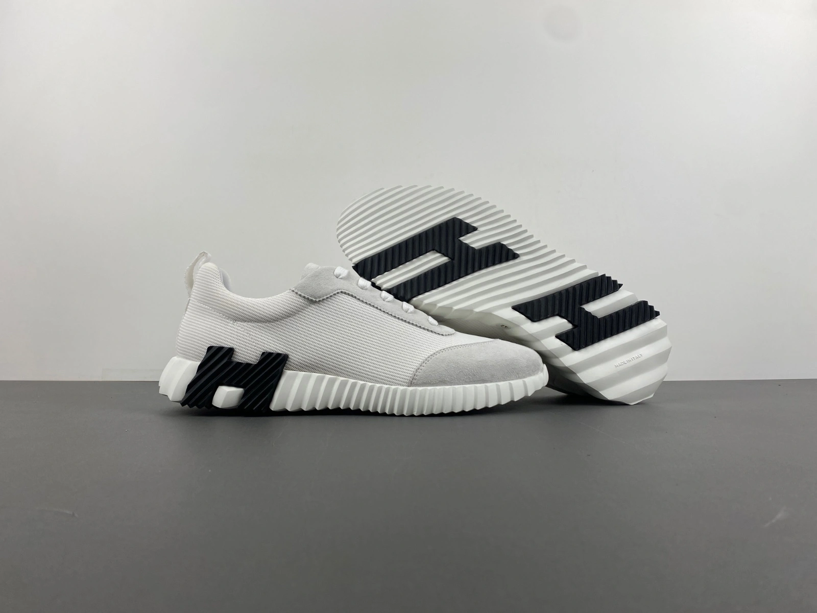 TimelessDesign 、H*ermes Top Sneaker Low RR 20240826- 6820