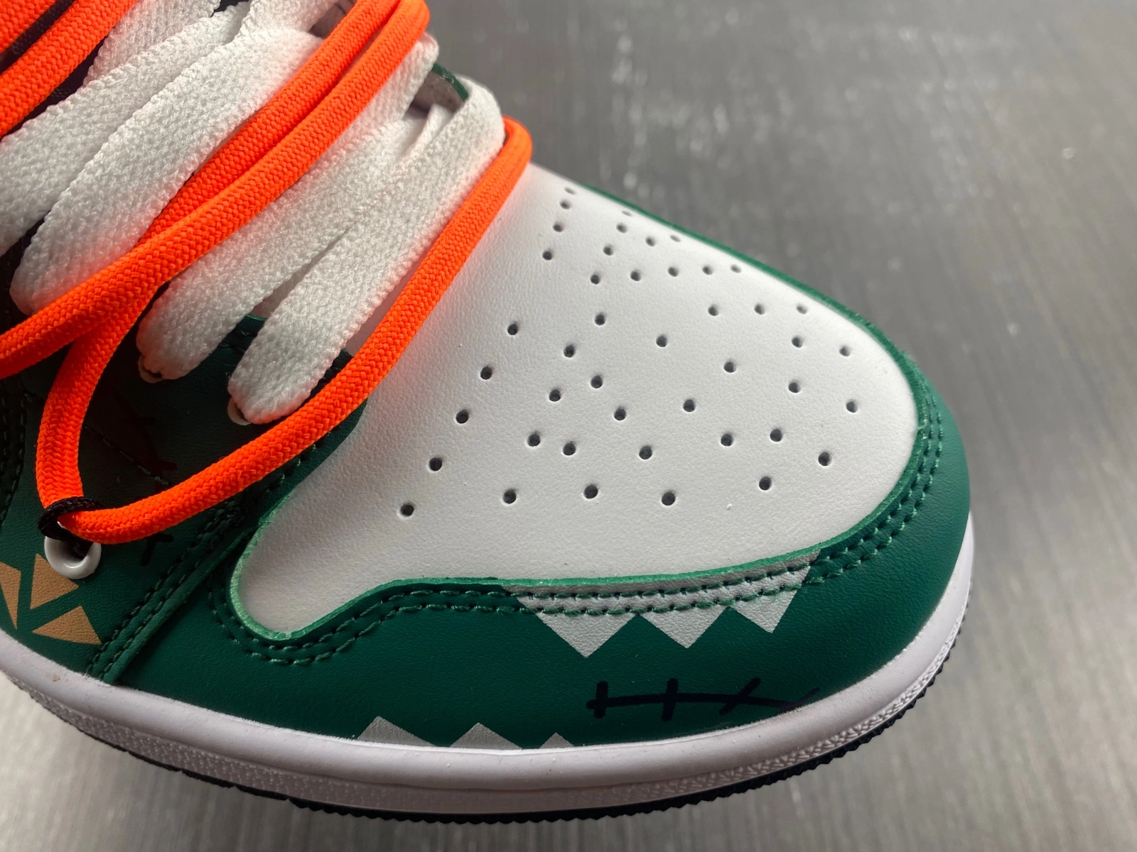 EasyCare Jordan 1 Custom Green MK221112- 1620