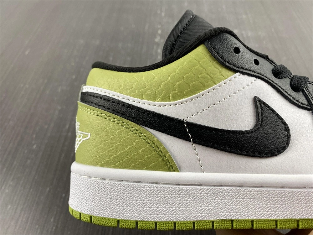 Supportive Jordan 1 Low Snakeskin Vivid Green DX4446 1655