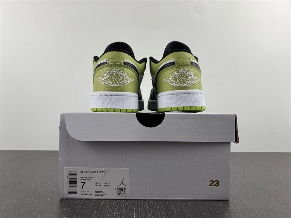 Supportive Jordan 1 Low Snakeskin Vivid Green DX4446 1655