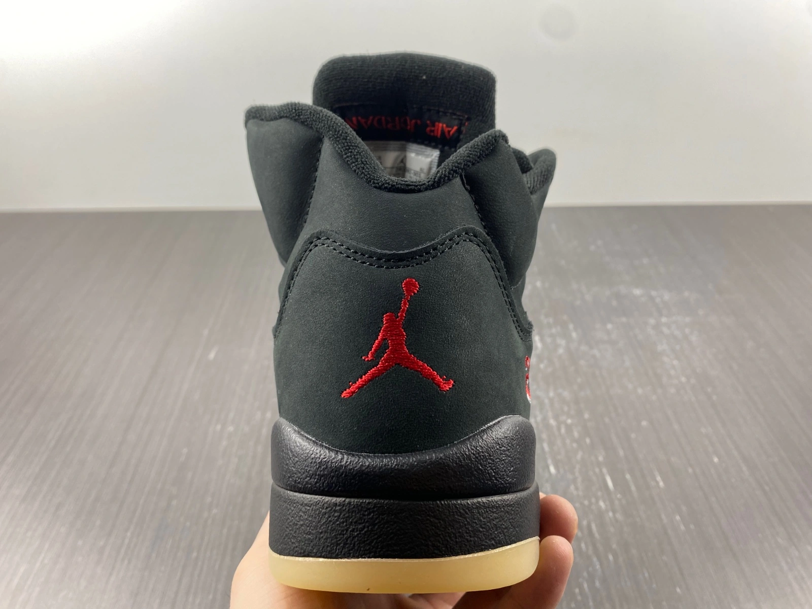 Neat Jordan 5 Retro Gore-Tex Off-Noir DR0092- 2072