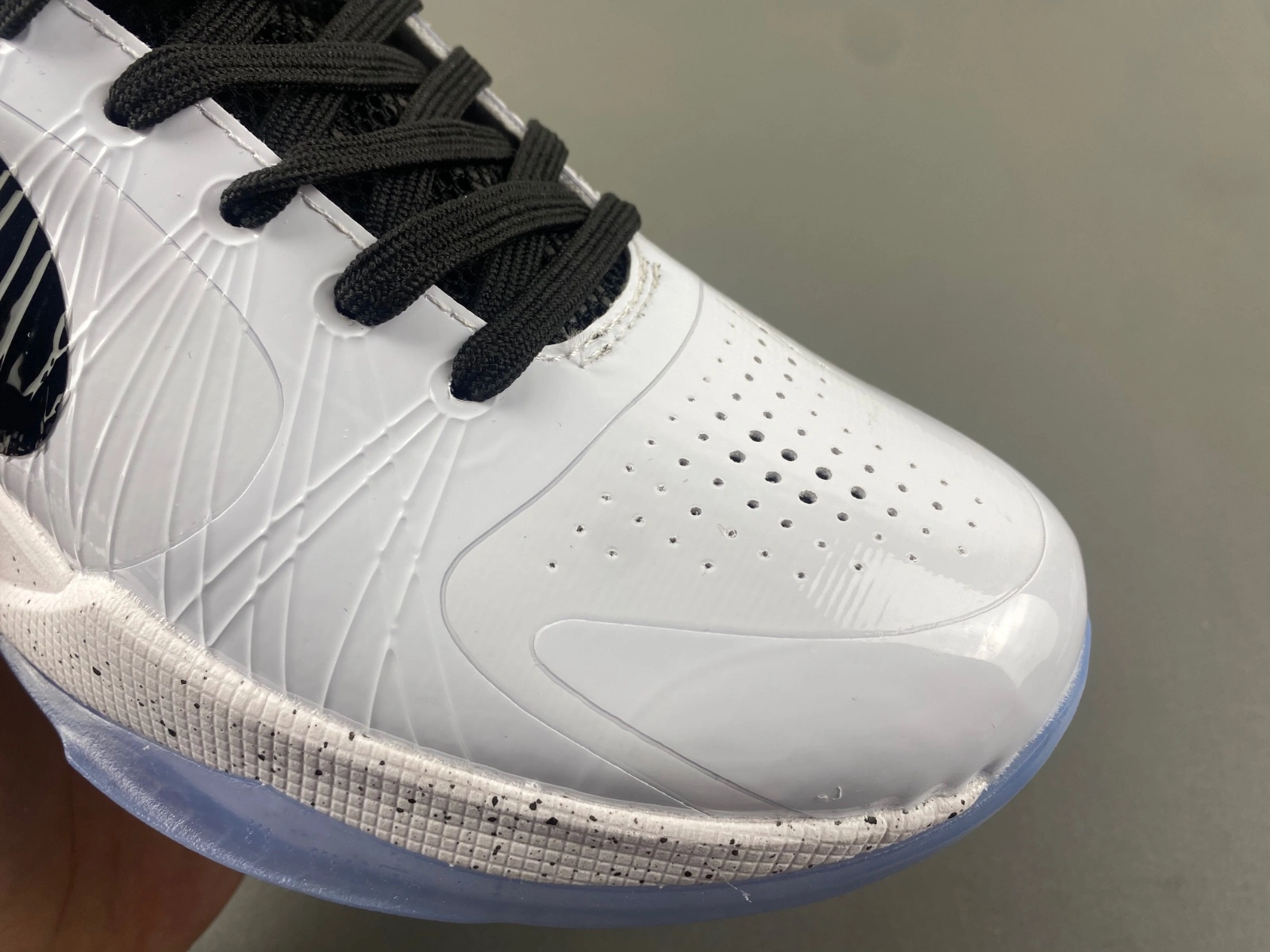 KOBE 5 PROTRO CHAOS DB4796- AllSeason 1043