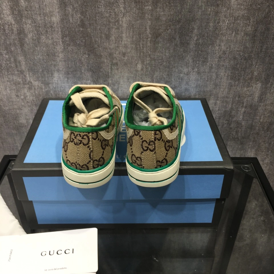 Kids Top Sneakers WrinkleFree 17214