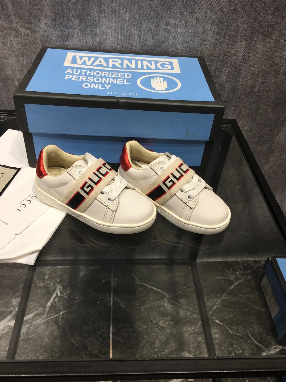 Reliable Kids Top Sneakers 17210