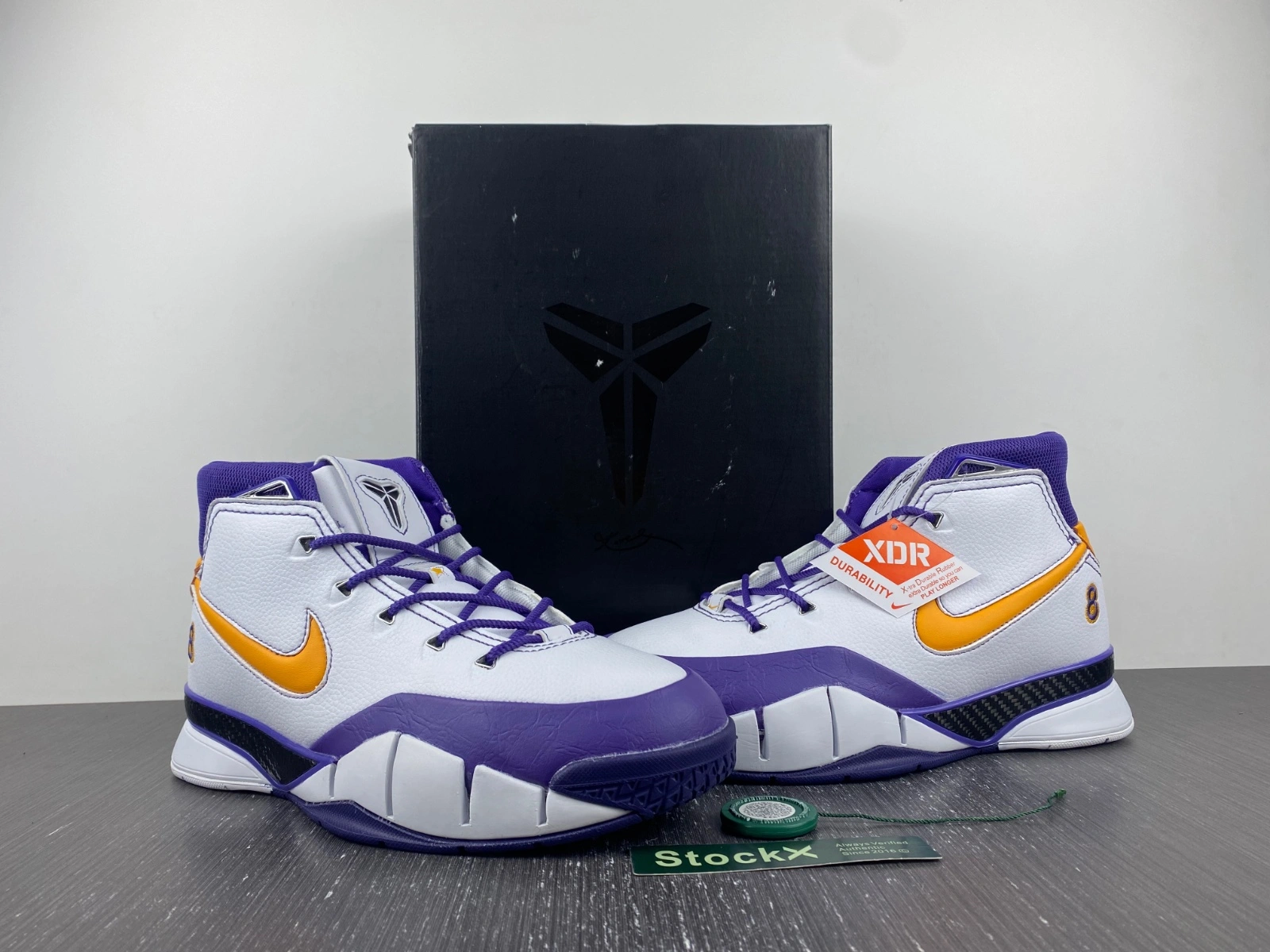 WellDesigned Kobe 1 Protro Think 16 AQ2728- 1115