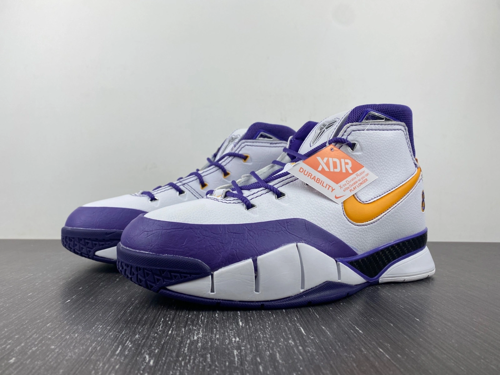 WellDesigned Kobe 1 Protro Think 16 AQ2728- 1115