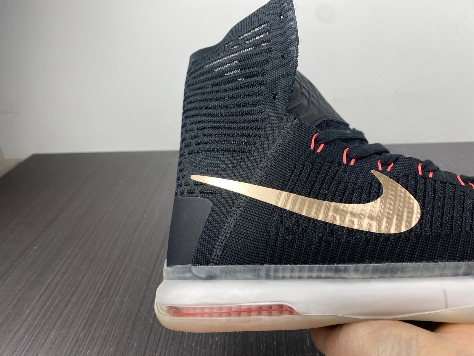 Kobe 10 Elite Rose Gold Black White Hot Lava Metal Red Bronze 718763- Attractive 1116