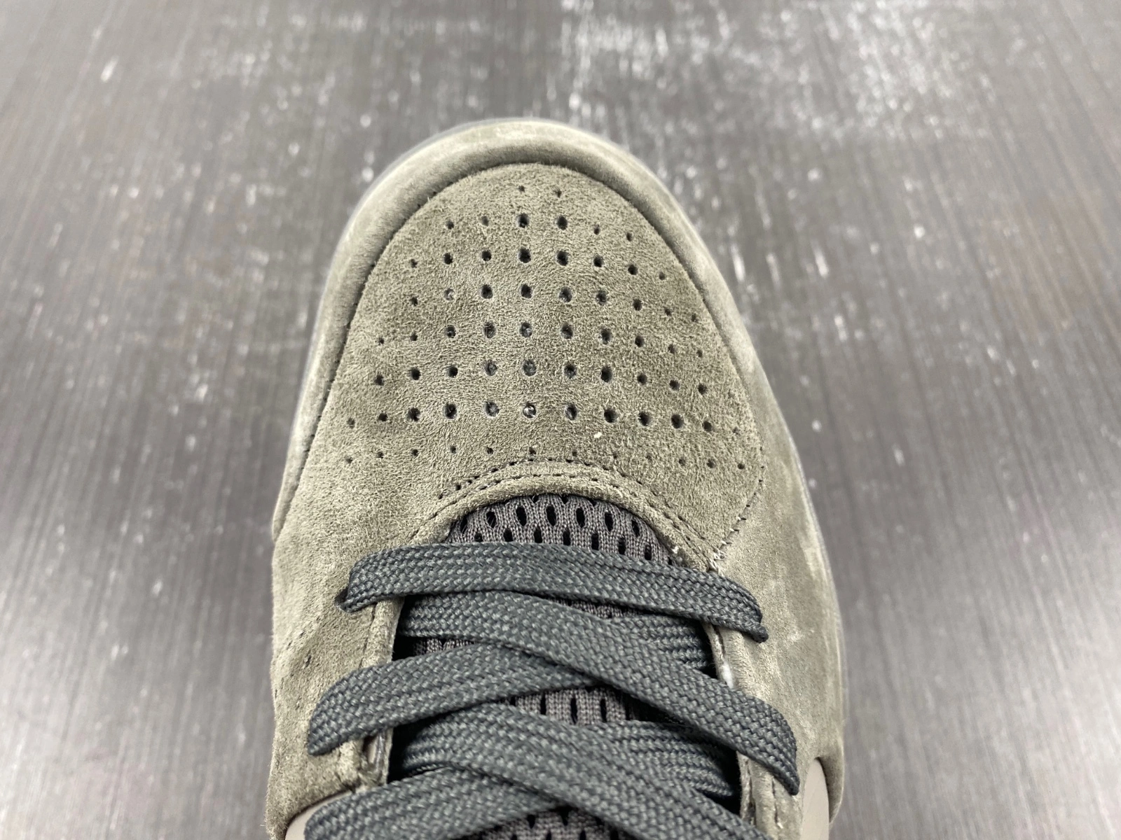 Kobe 4 Black Mamba Collection Fade to Black 869450- Practical 1098