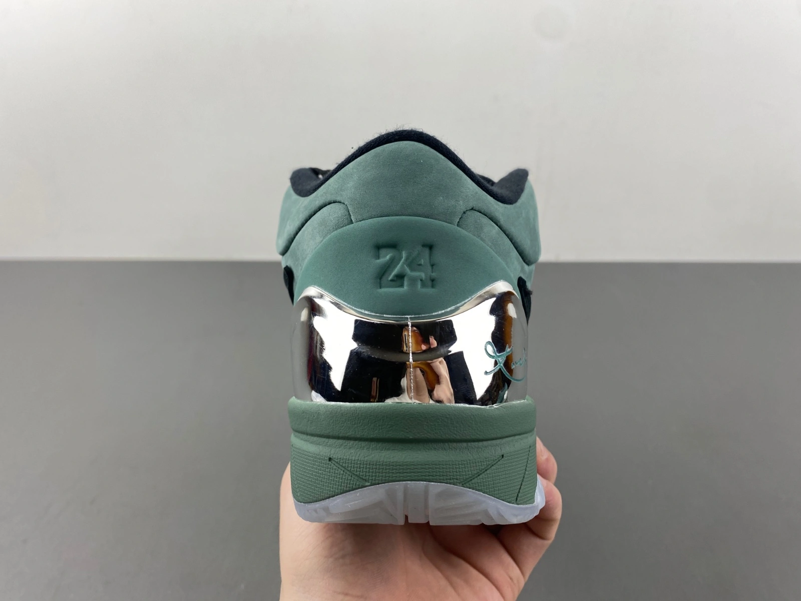 Kobe 4 Protro Bicoastal FQ3545- Thermal 1045