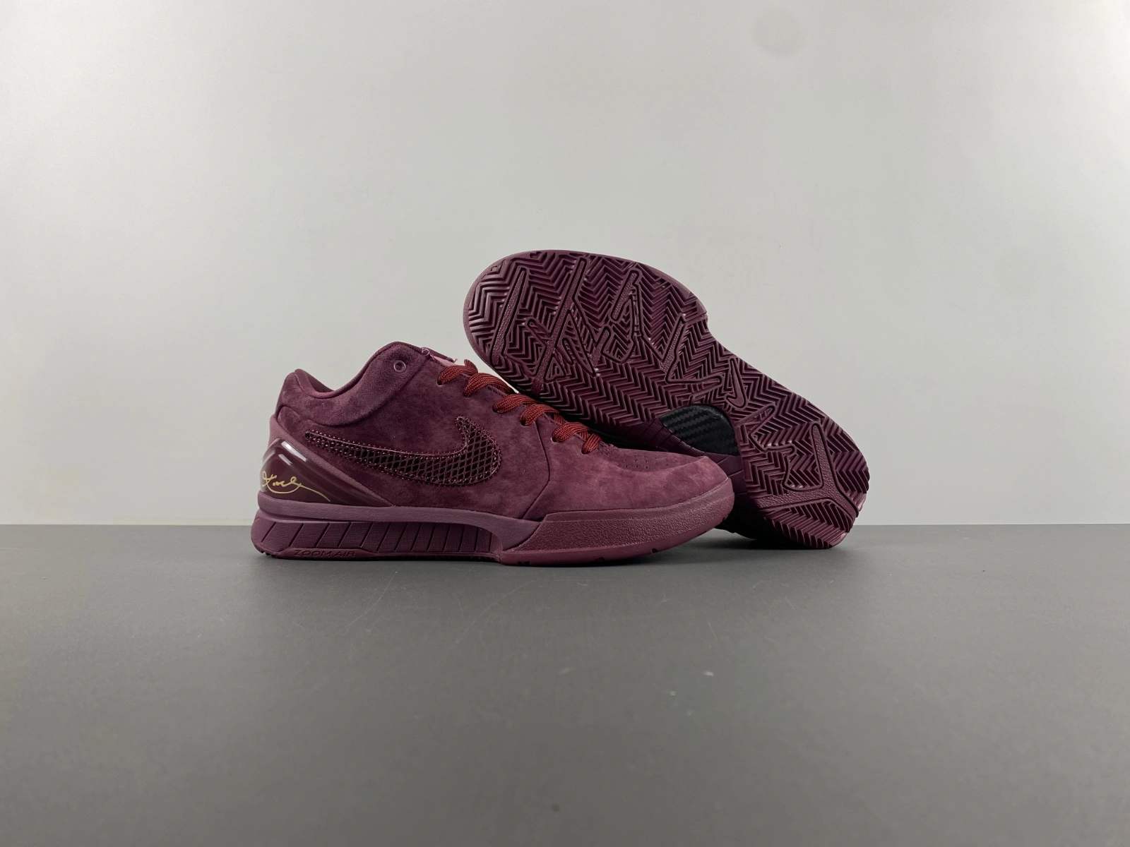 Kobe 4 Protro Bordeaux FQ3544- DailyWear 1005