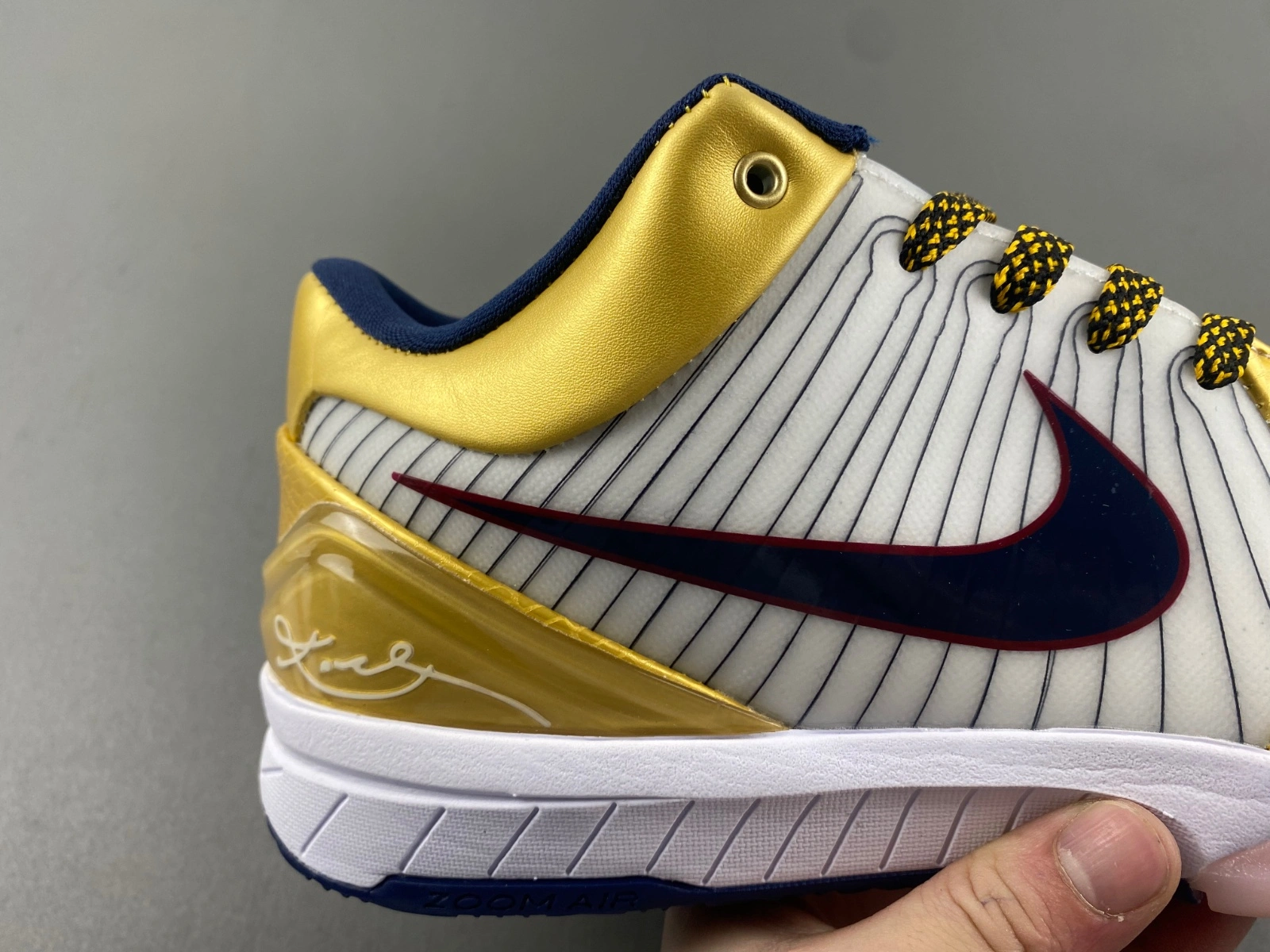 Kobe 4 Protro Gold CQ3869- Resilient 1044