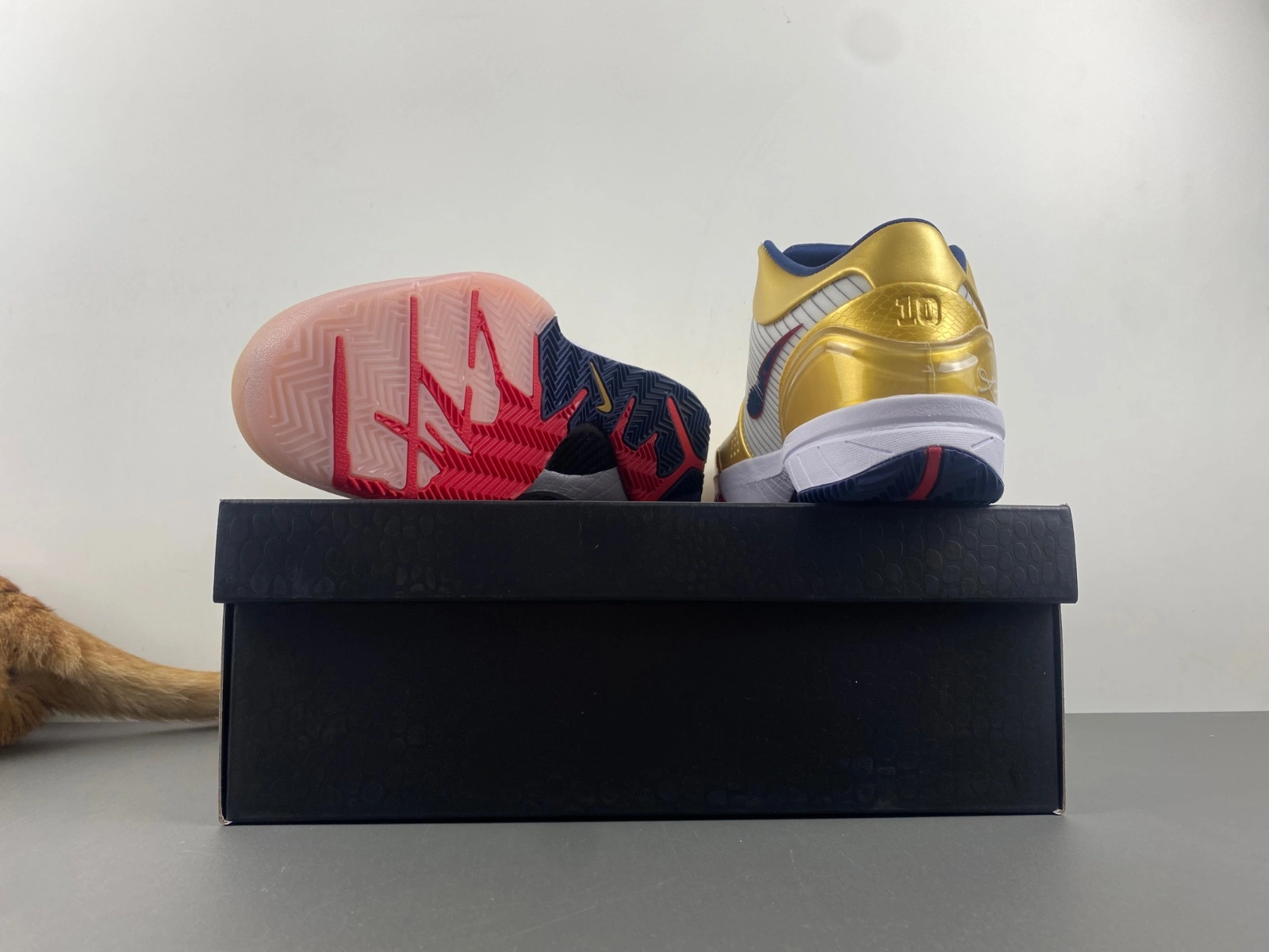 Kobe 4 Protro Gold CQ3869- Resilient 1044