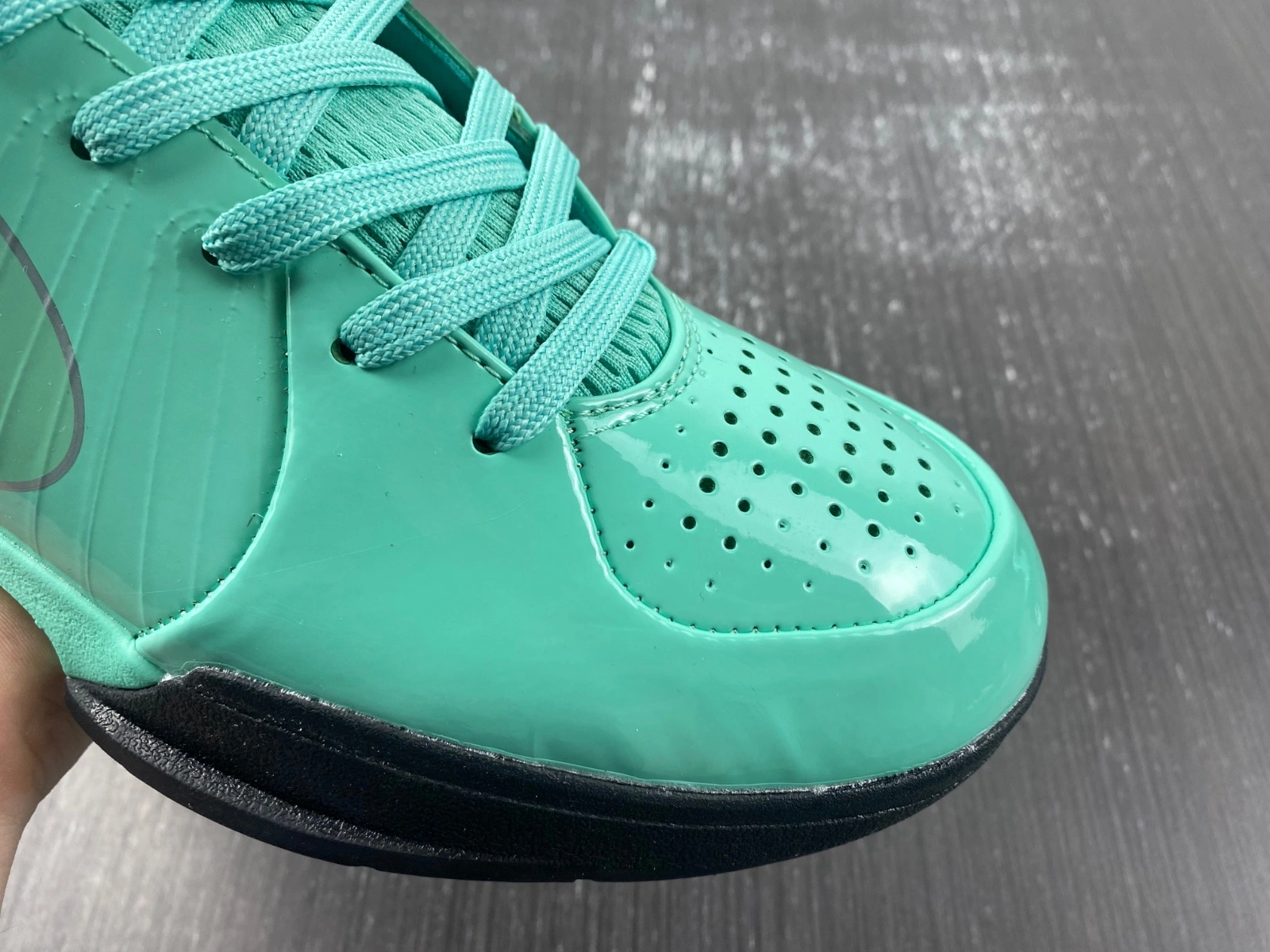 SoftTouch Kobe 4 Protro Green FQ3545- 1066