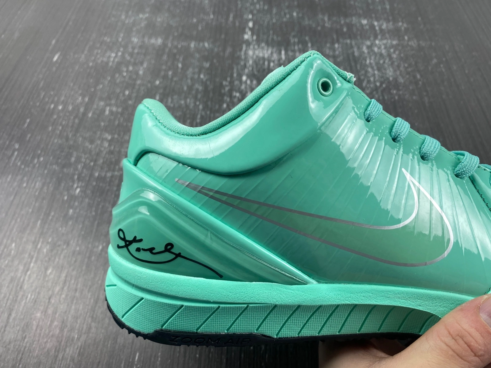 SoftTouch Kobe 4 Protro Green FQ3545- 1066