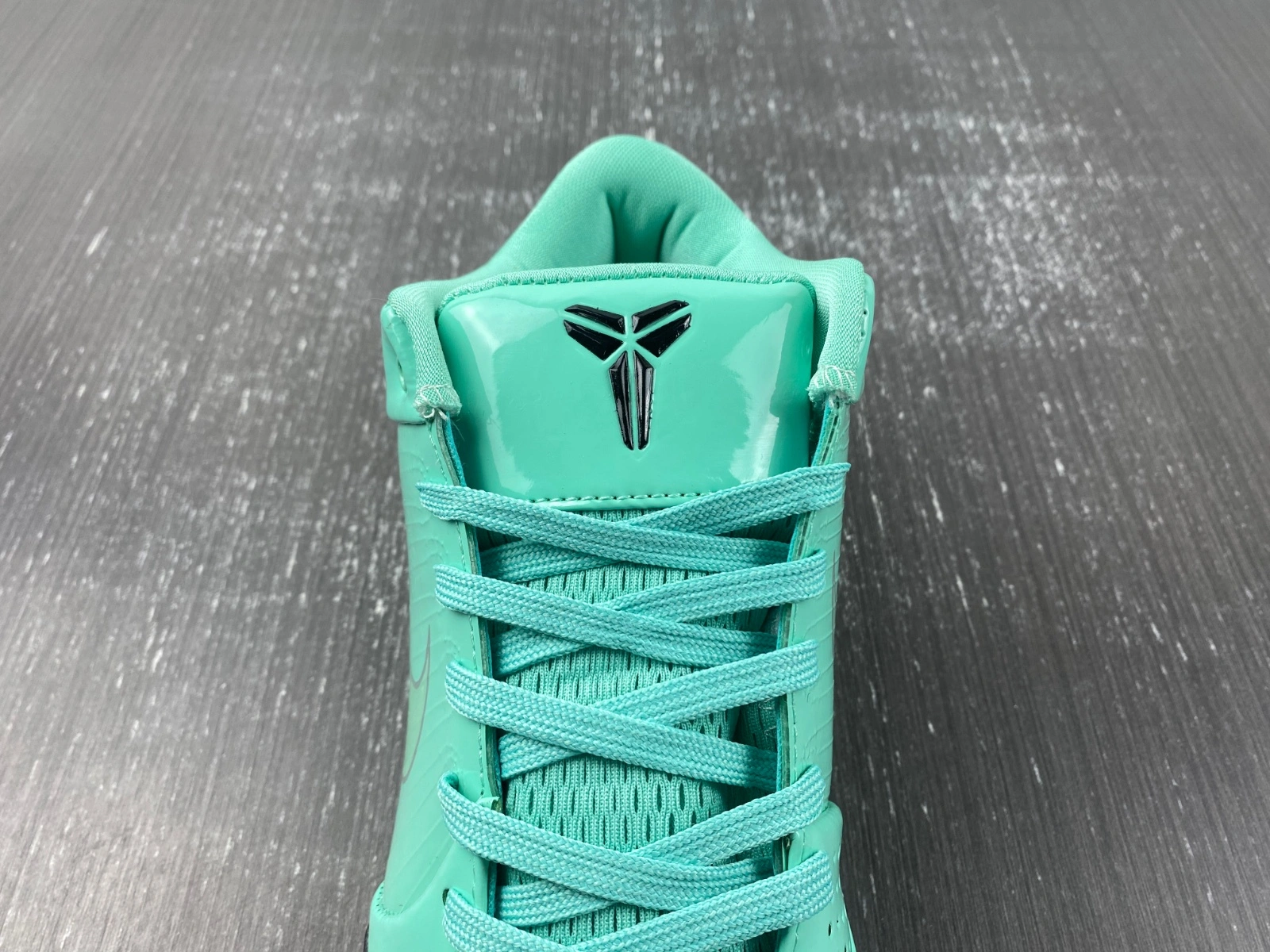 SoftTouch Kobe 4 Protro Green FQ3545- 1066