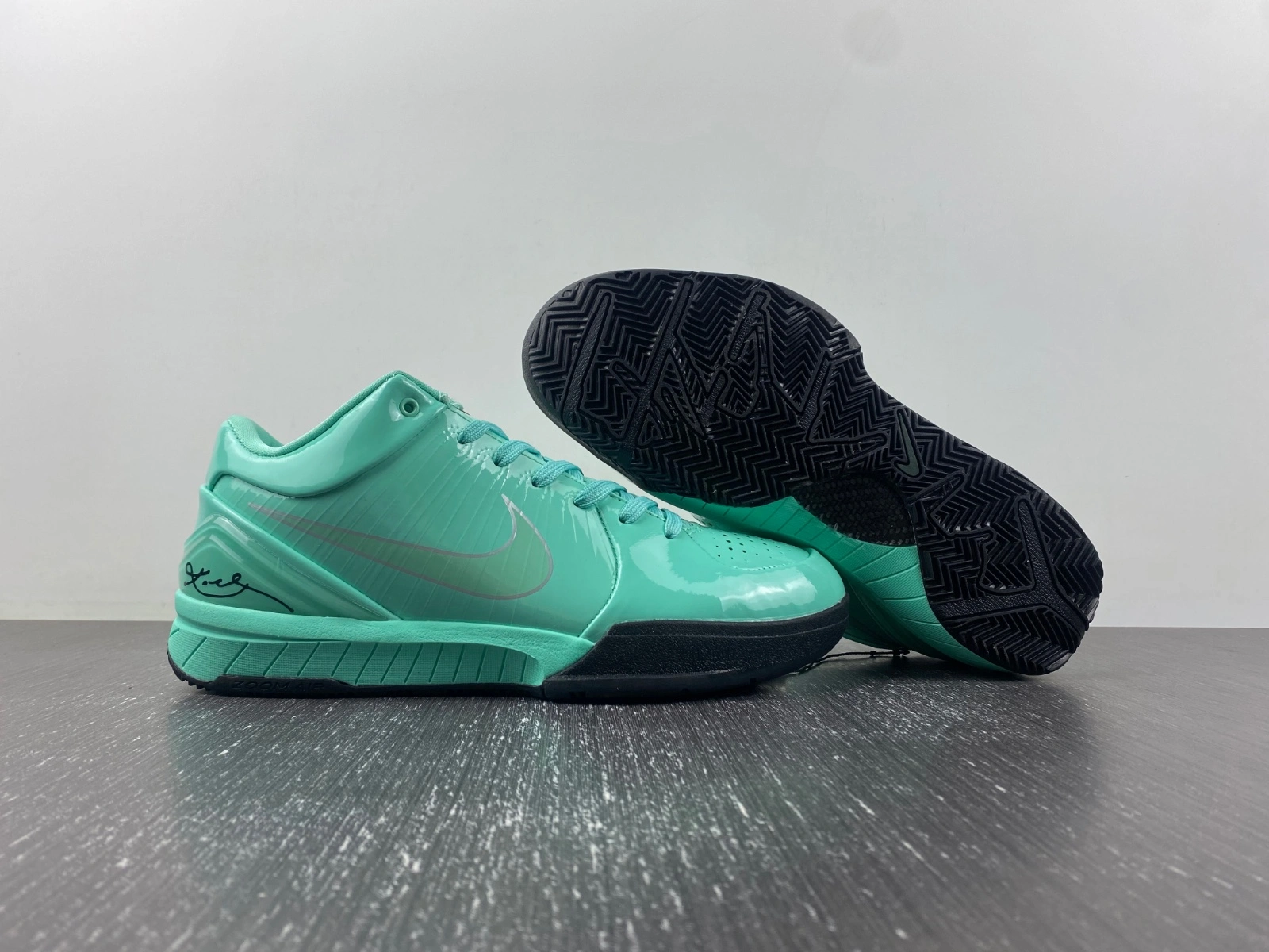 SoftTouch Kobe 4 Protro Green FQ3545- 1066