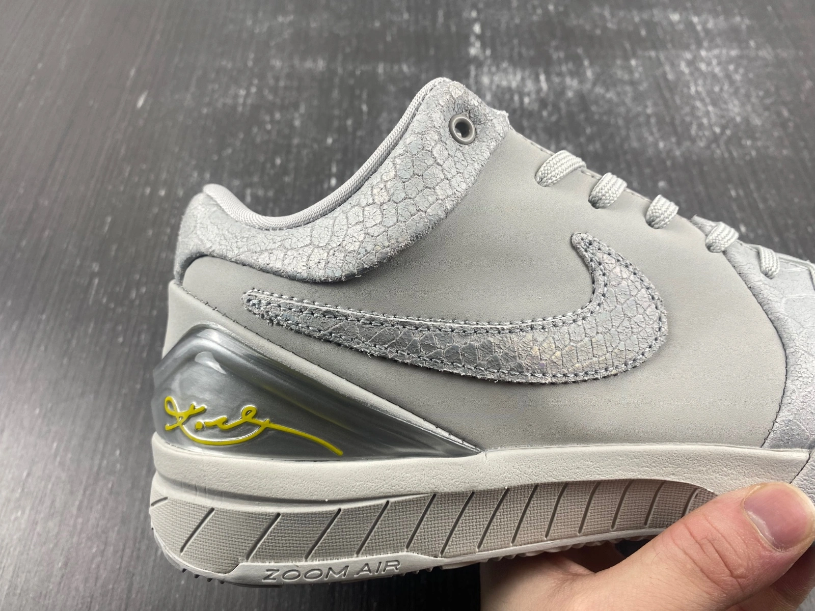 TravelReady Kobe 4 Protro Mamba Grey FQ3544- 1063