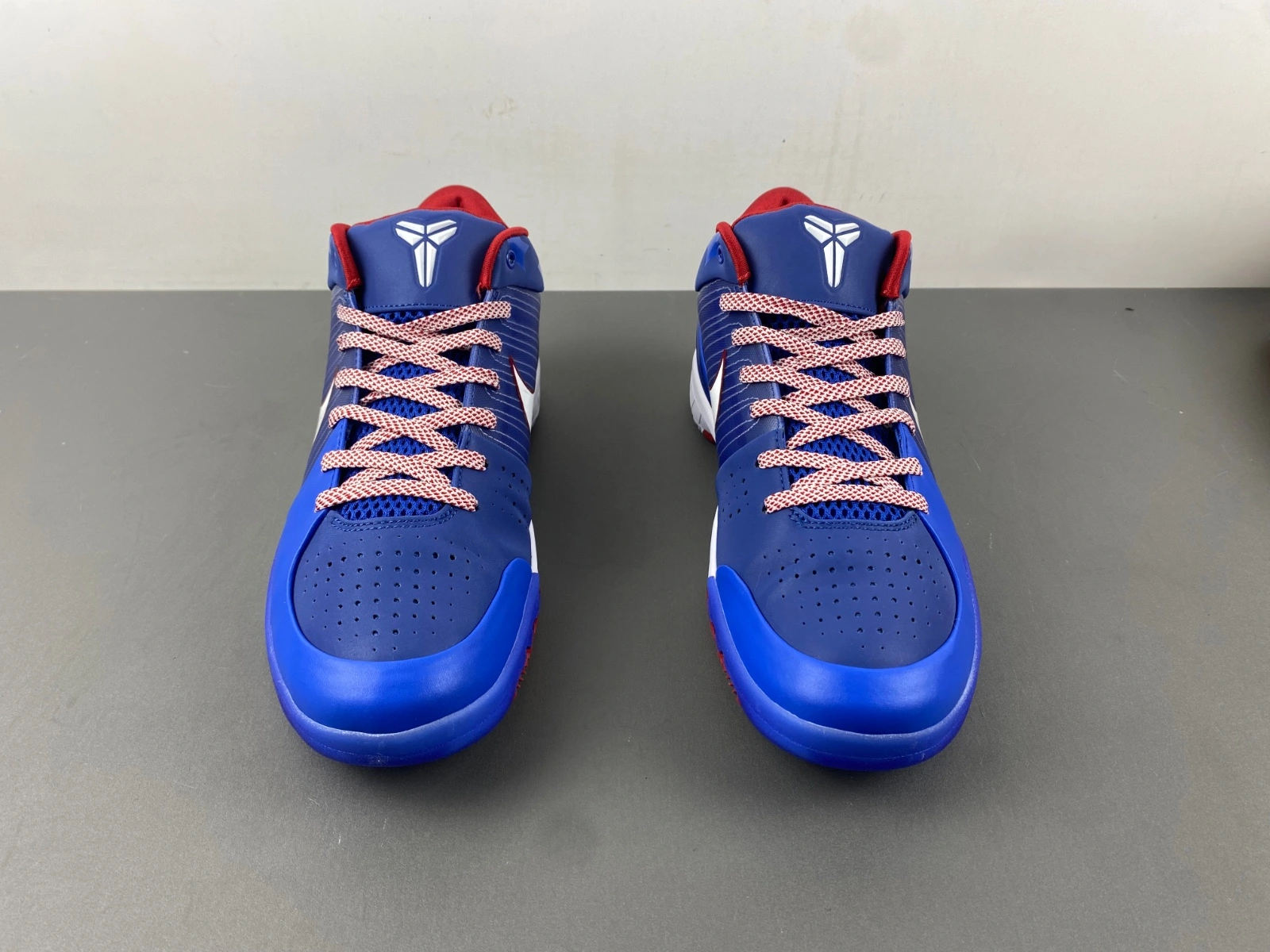Kobe 4 Protro Philly FQ3545- Refined 1040