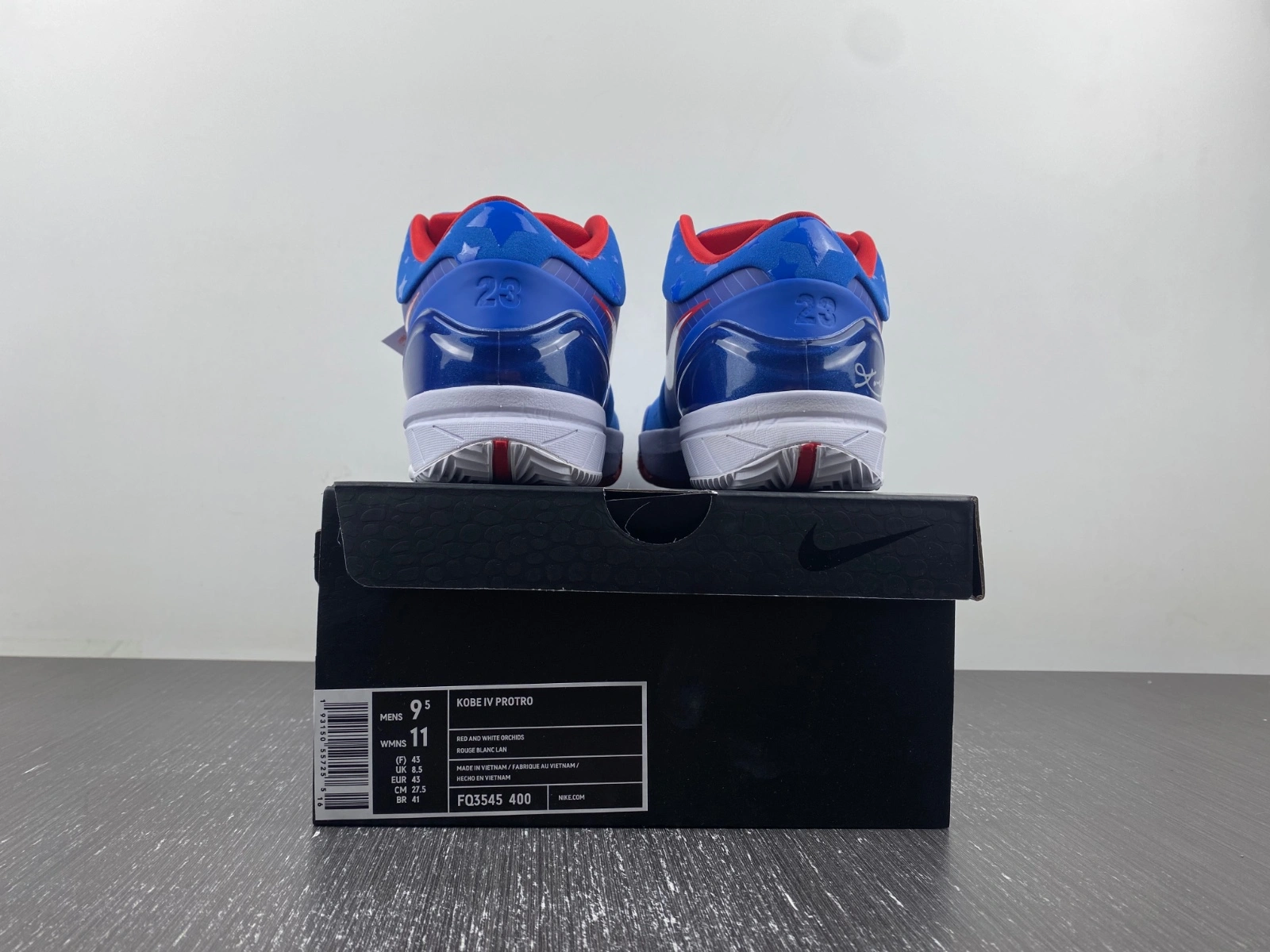 WeatherProof Kobe 4 Protro Philly FQ3545- 1076