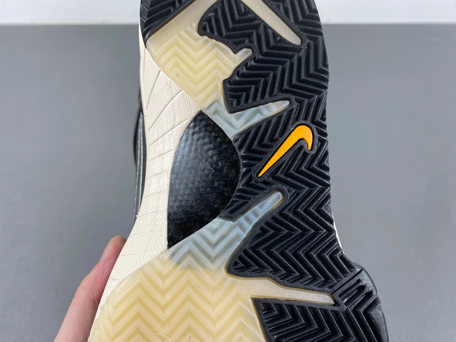 RelaxedFit Kobe 4 Protro Undefeated Black Mamba CQ3869- 1019