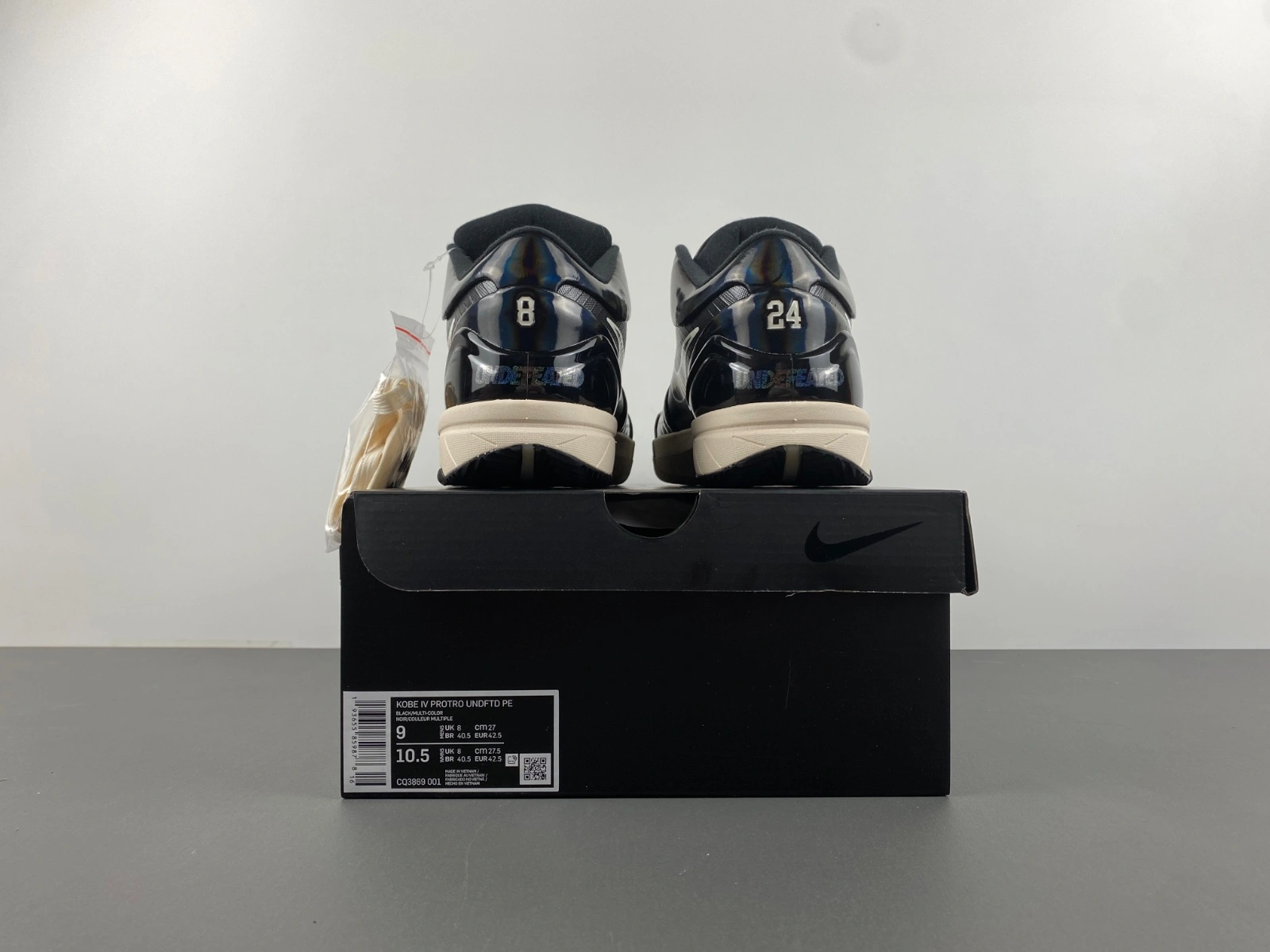 RelaxedFit Kobe 4 Protro Undefeated Black Mamba CQ3869- 1019