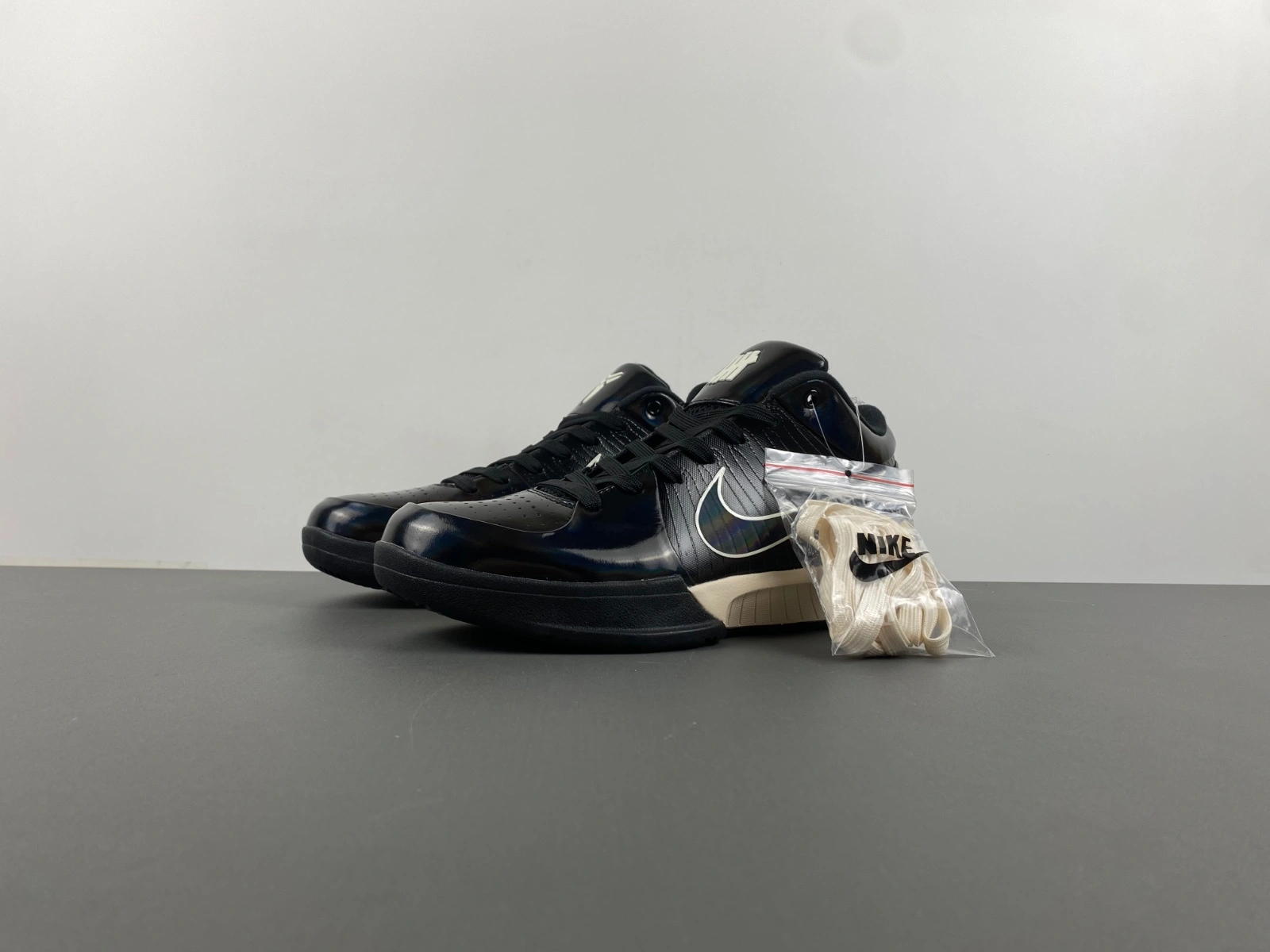 RelaxedFit Kobe 4 Protro Undefeated Black Mamba CQ3869- 1019