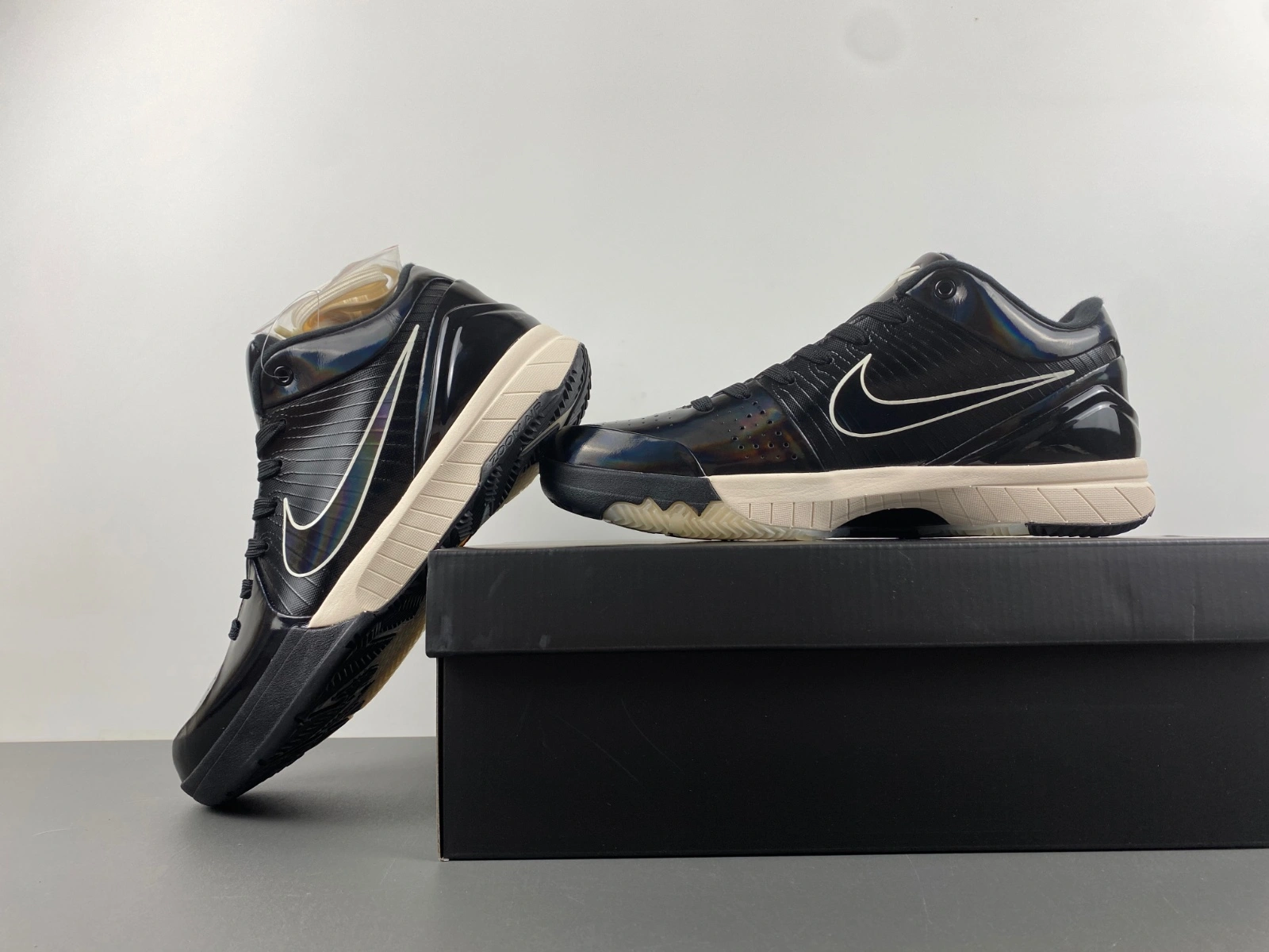 RelaxedFit Kobe 4 Protro Undefeated Black Mamba CQ3869- 1019
