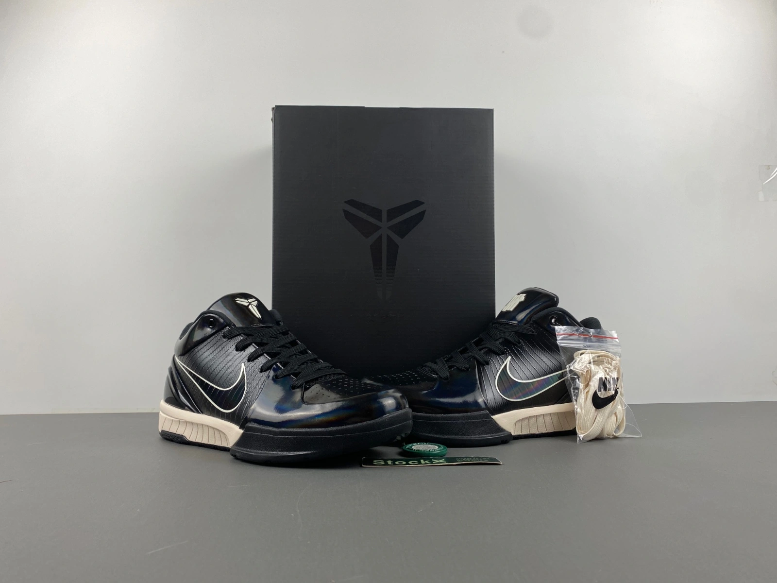 RelaxedFit Kobe 4 Protro Undefeated Black Mamba CQ3869- 1019