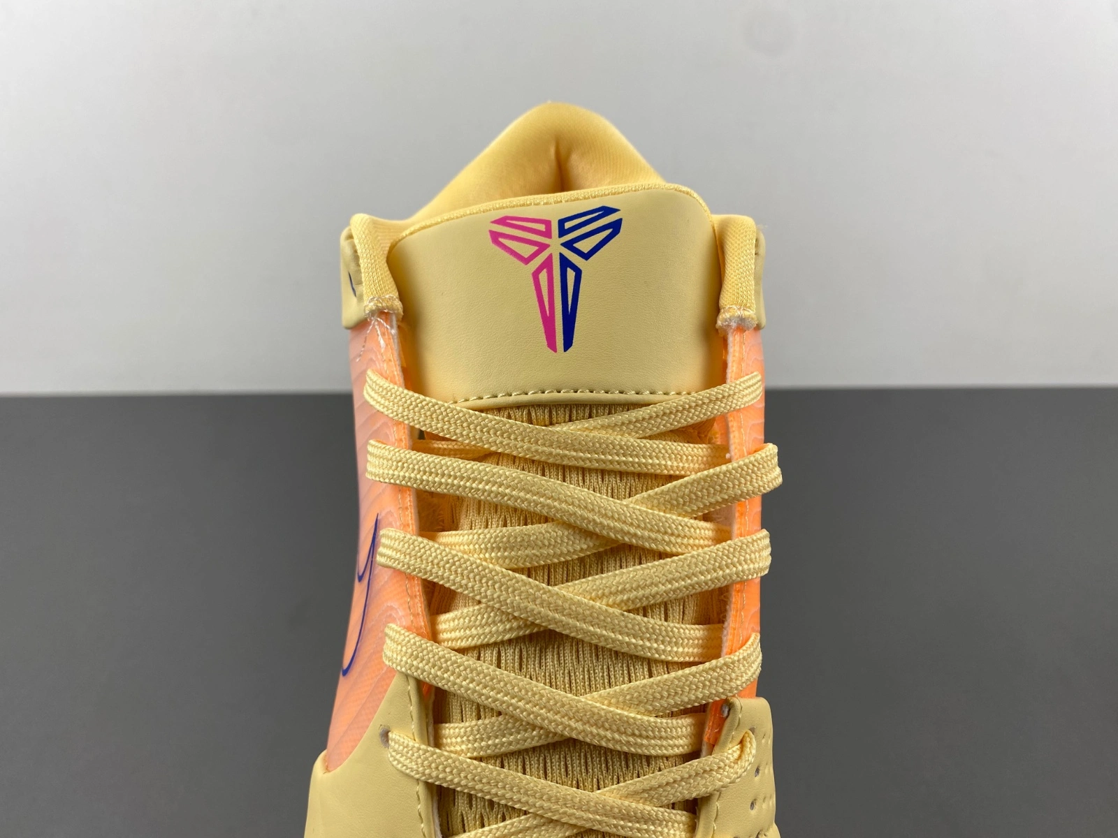 Kobe 4 Protro Yellow Pink 723908- Vibrant 1046