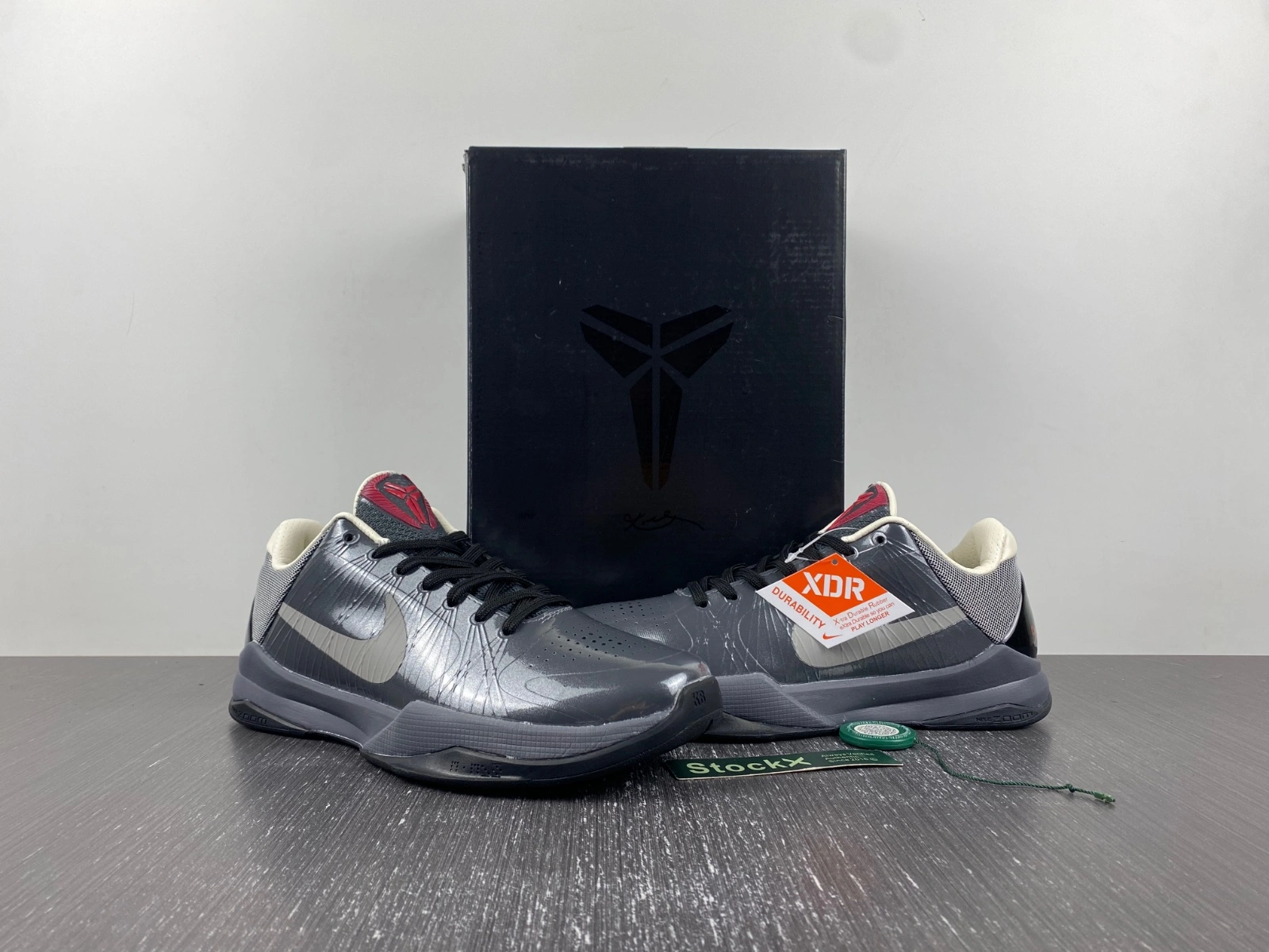 Kobe 5 Aston Martin Pack 386429- WaterResistant 1103