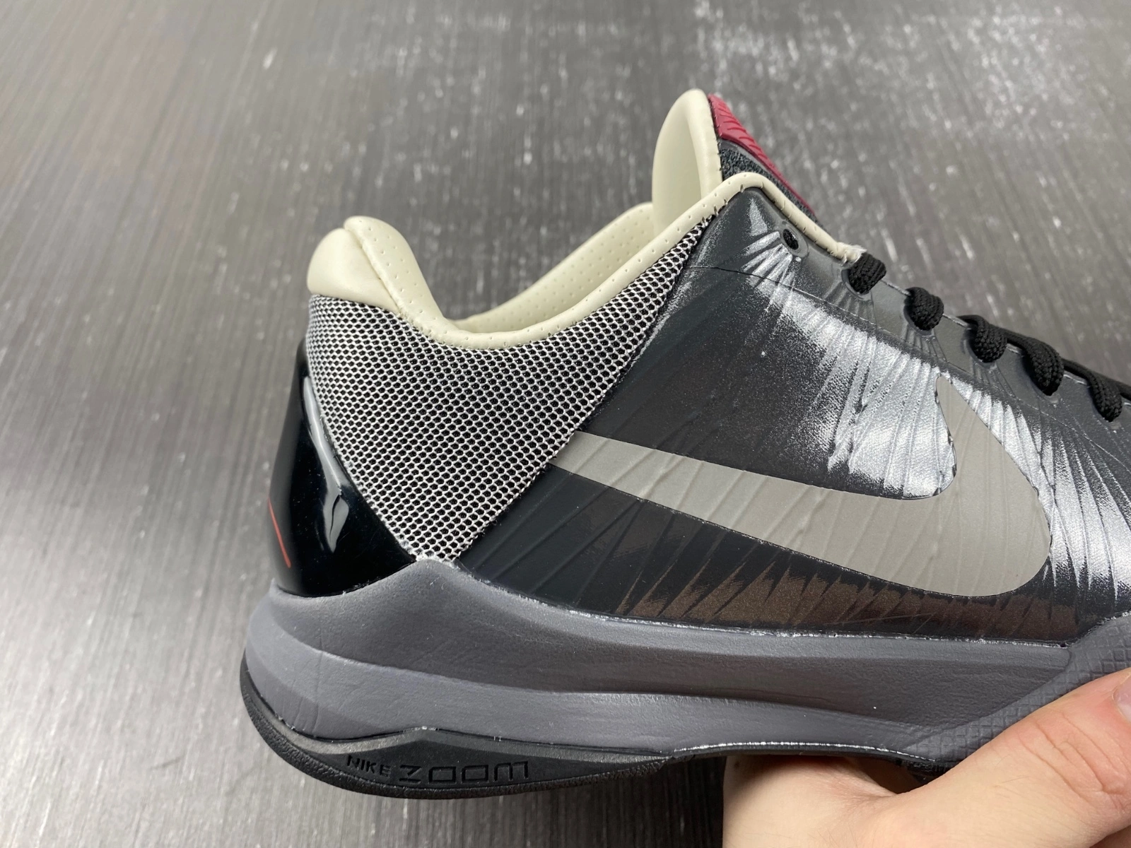 Kobe 5 Aston Martin Pack 386429- WaterResistant 1103